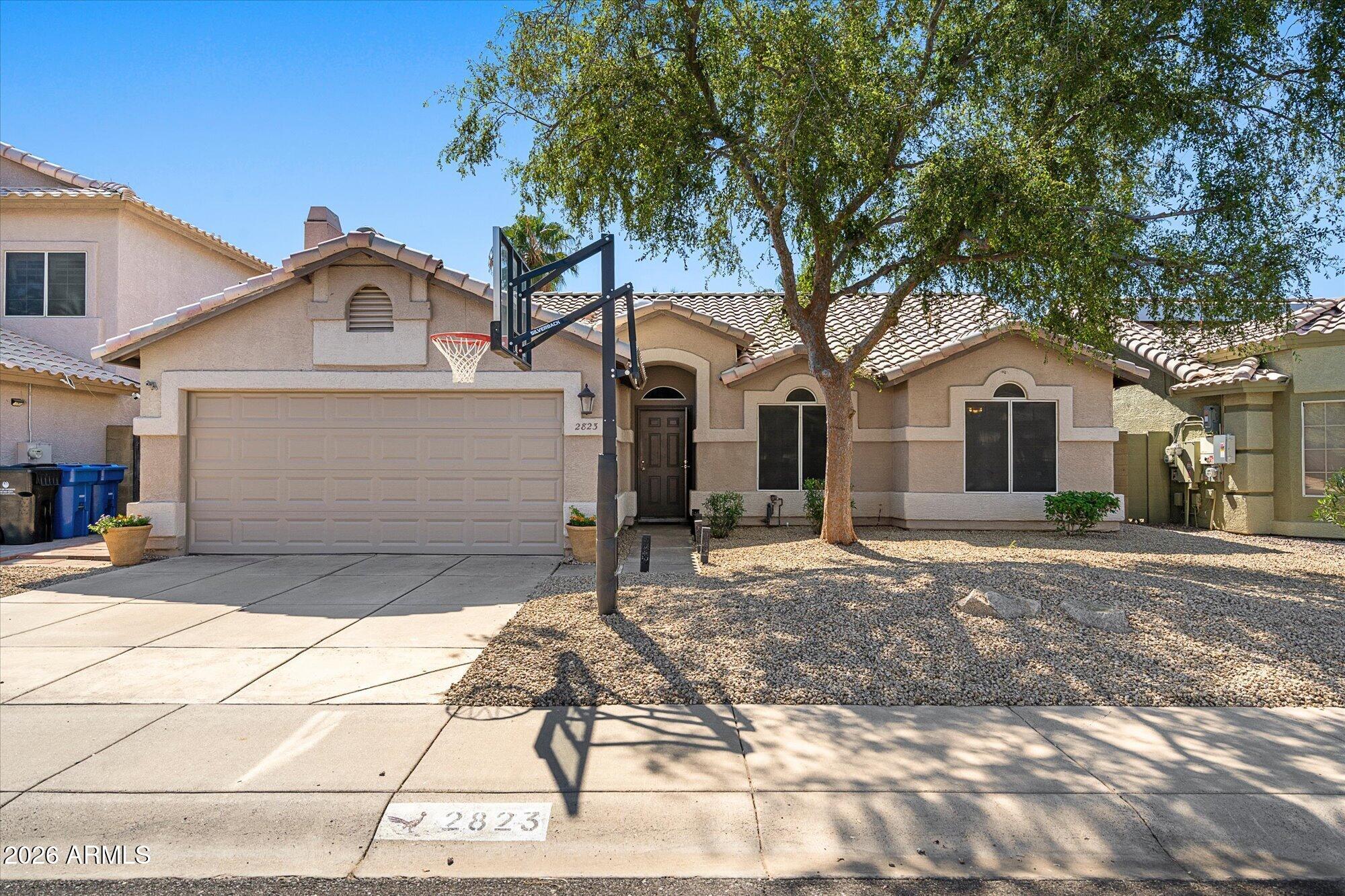 2823 E Blackhawk Drive — photo