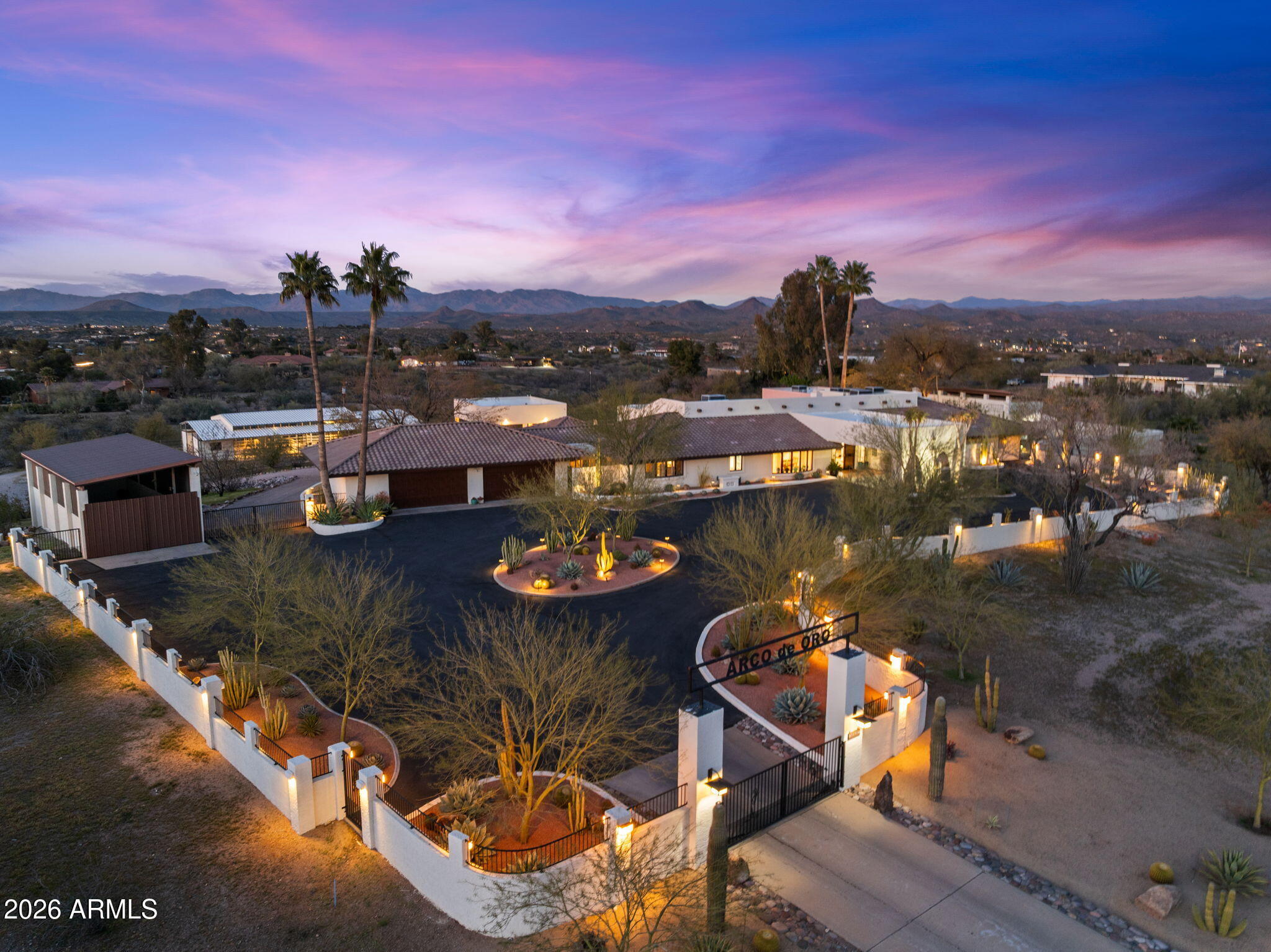 1490 W Camino Drive — photo
