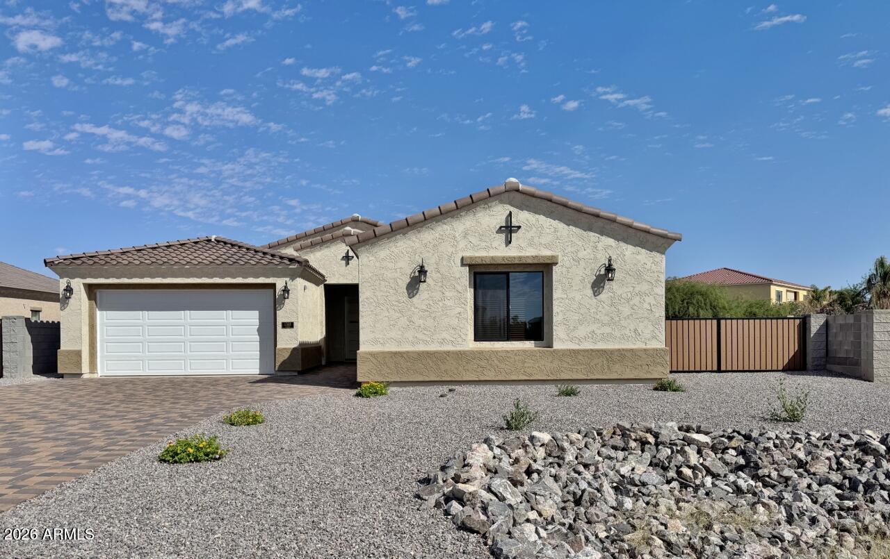 1568 N Himosa Drive — photo