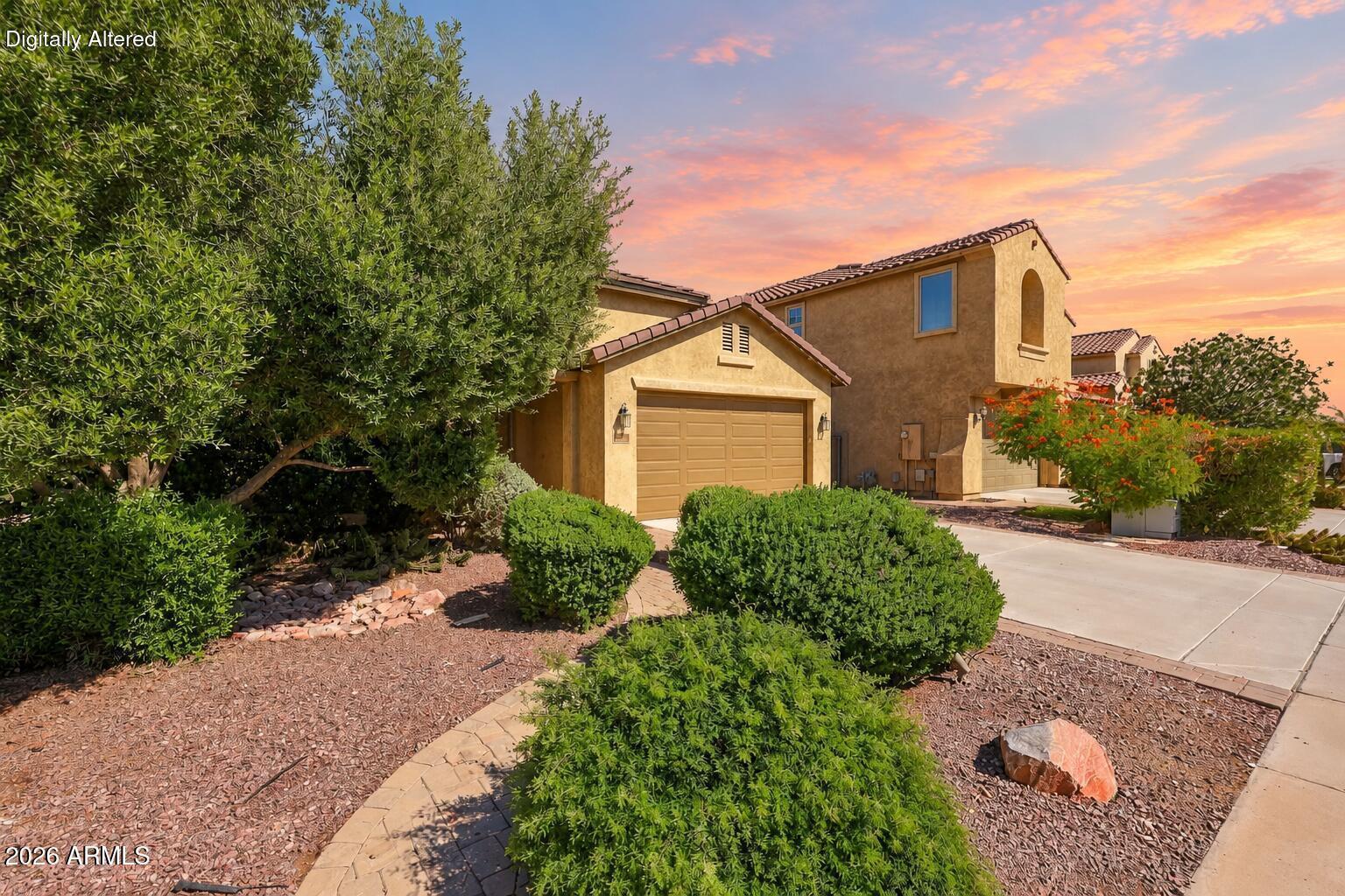 180 W Wisteria Place — photo