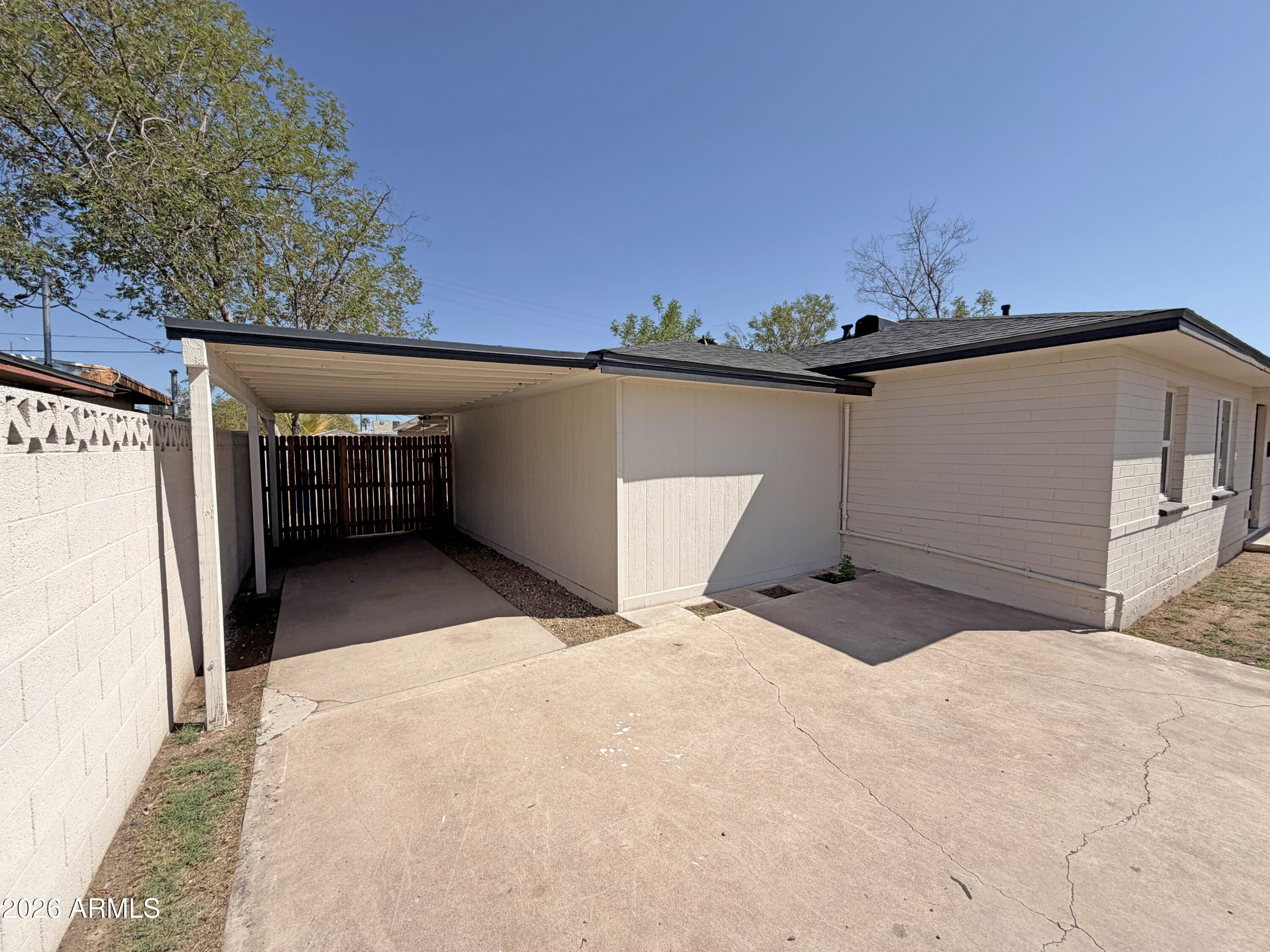 100 E 7th Drive, Mesa, AZ 85210 — photo 2