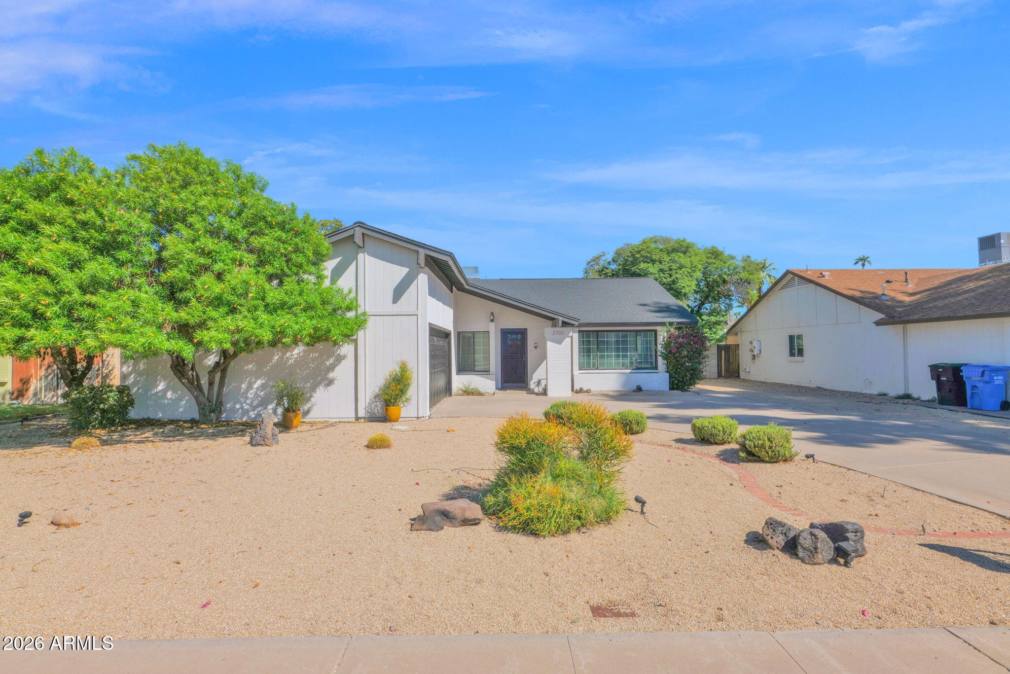 2702 E Corrine Drive — photo