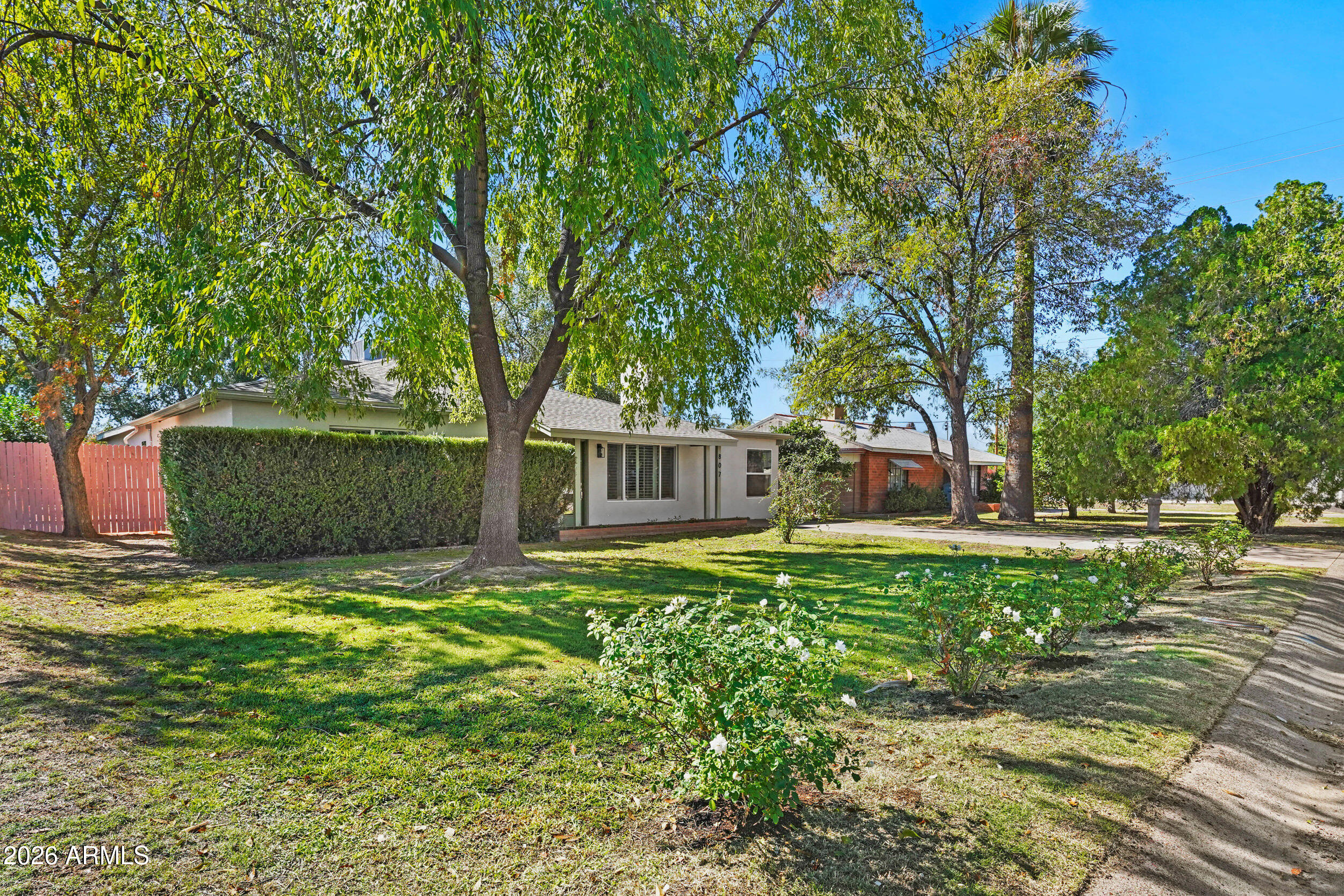 807 E Lamar Road, Phoenix, AZ 85014 — photo 2
