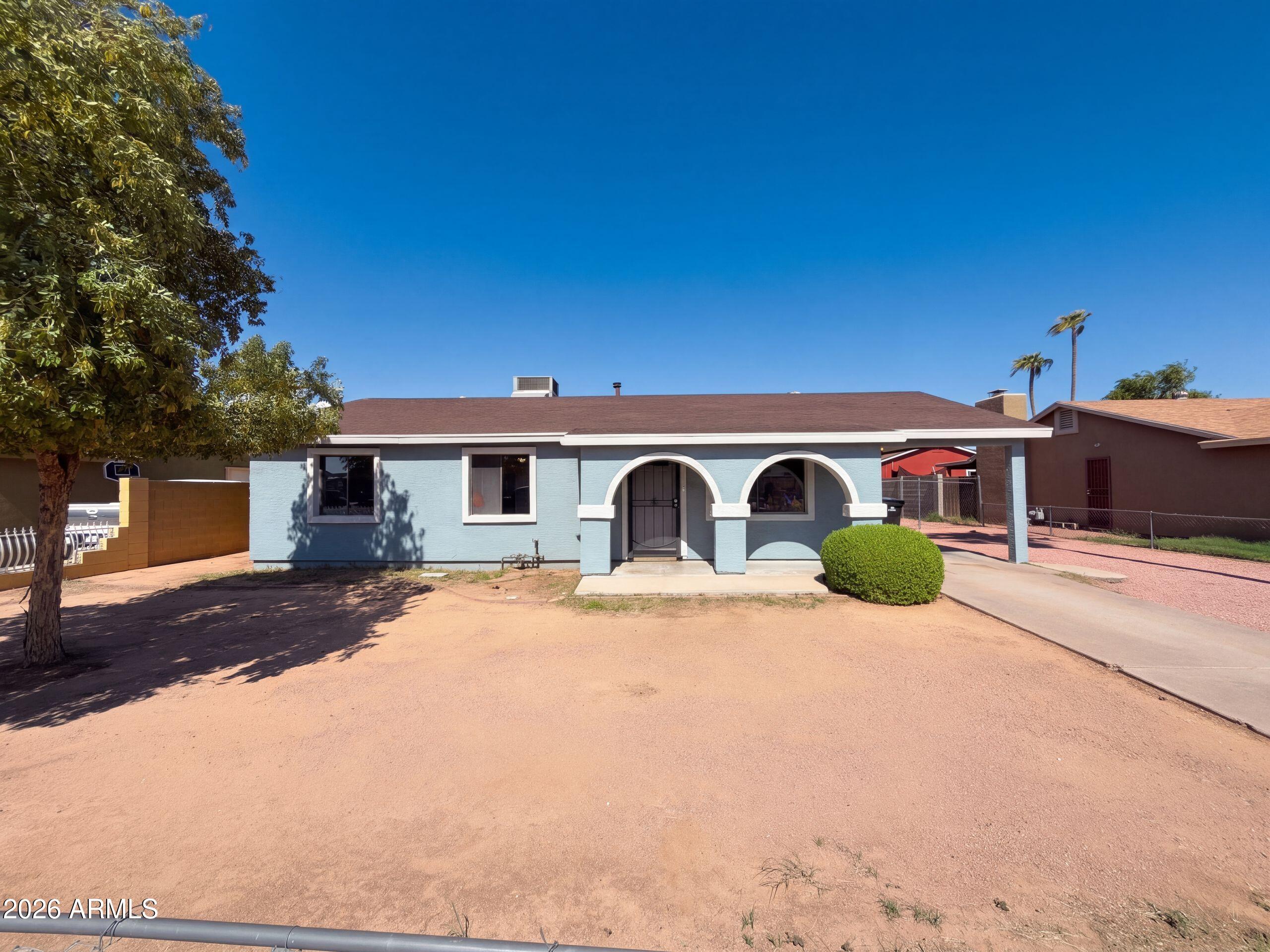 6208 W Alvarado Road — photo
