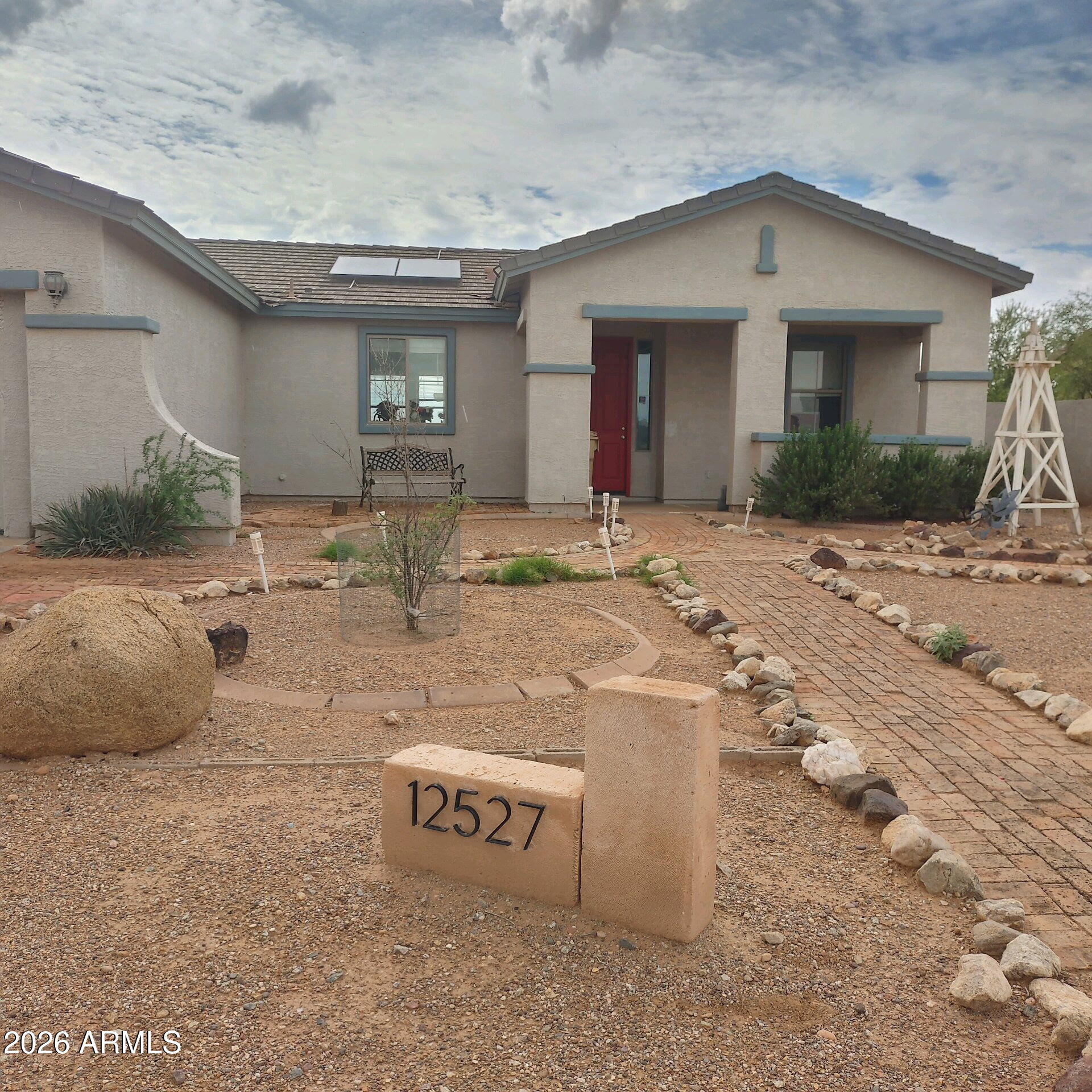 12527 W Diaz Drive — photo