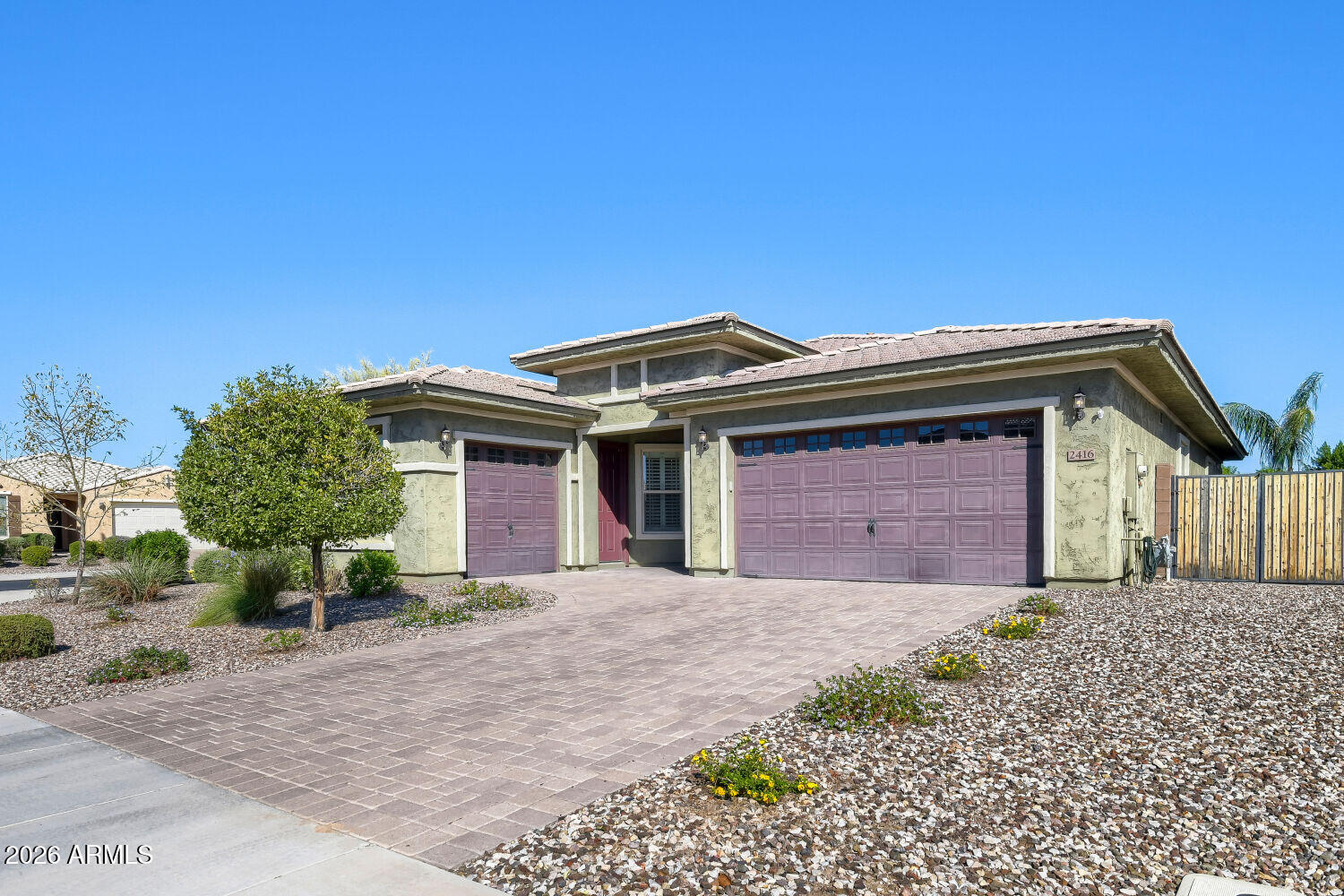 2416 E Cherry Hill Drive — photo