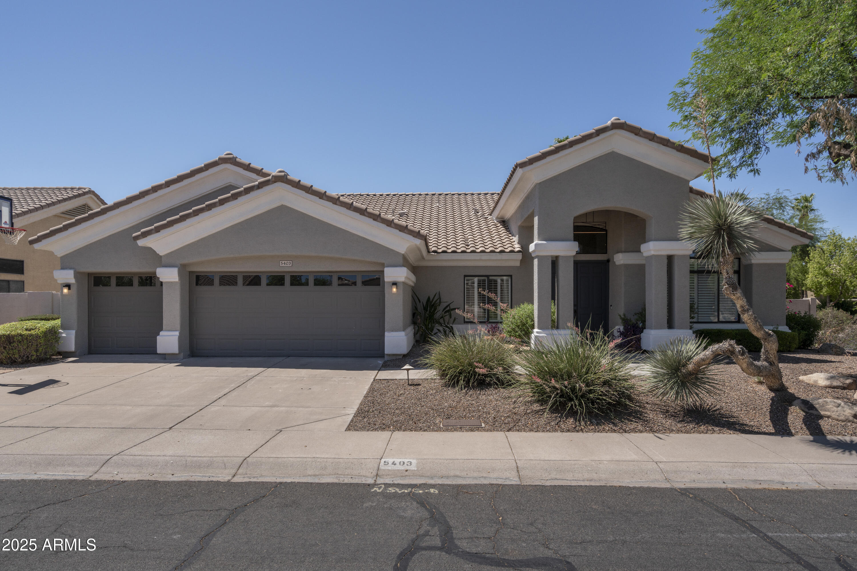 5403 E Cannon Drive — photo