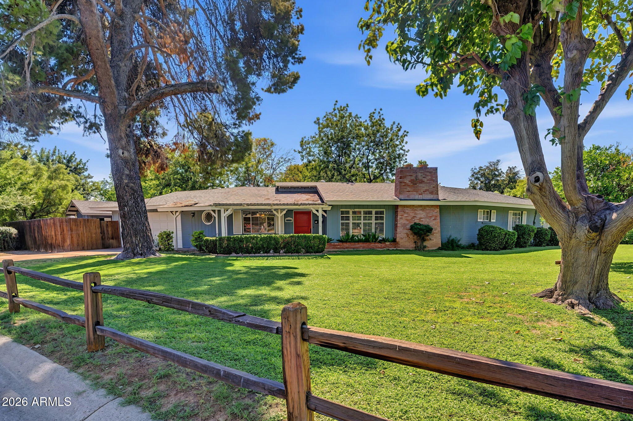 1201 W Rancho Drive — photo