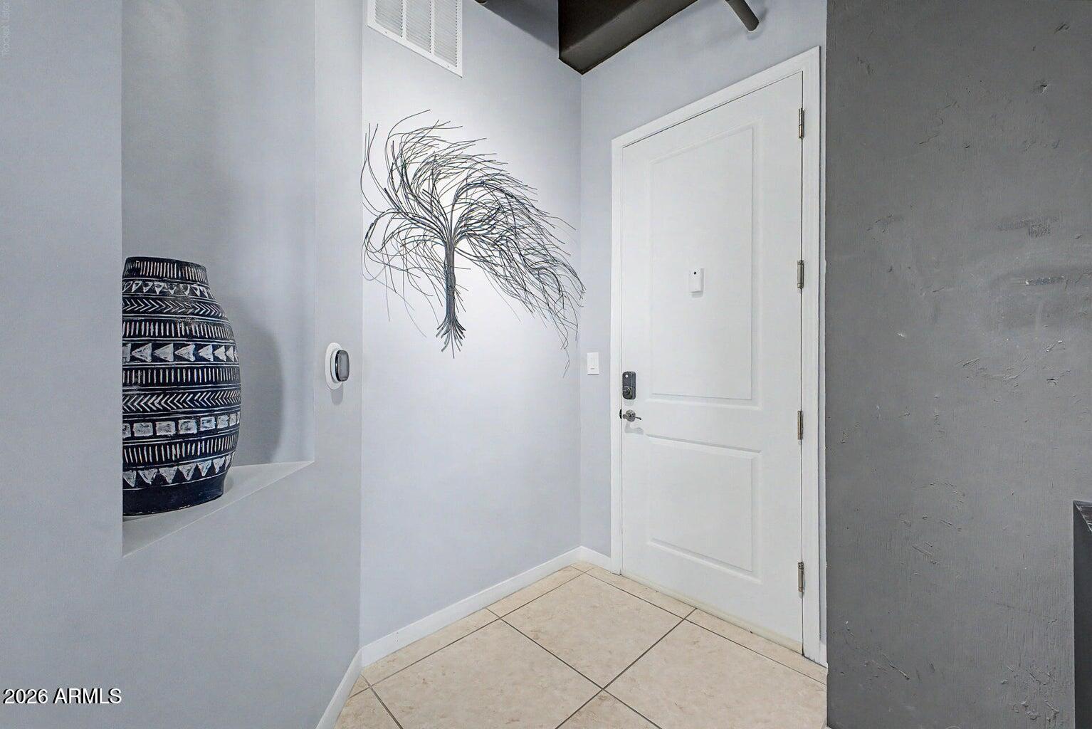 1 E Lexington Avenue Unit 510 — photo