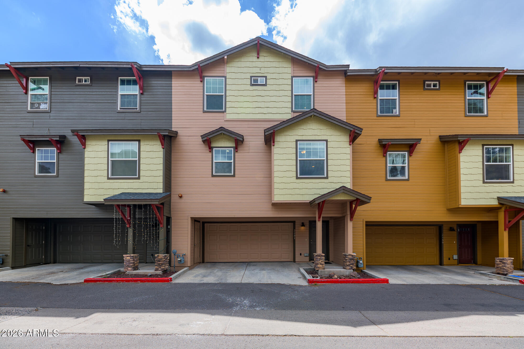 2451 W Pikes Peak Drive — photo