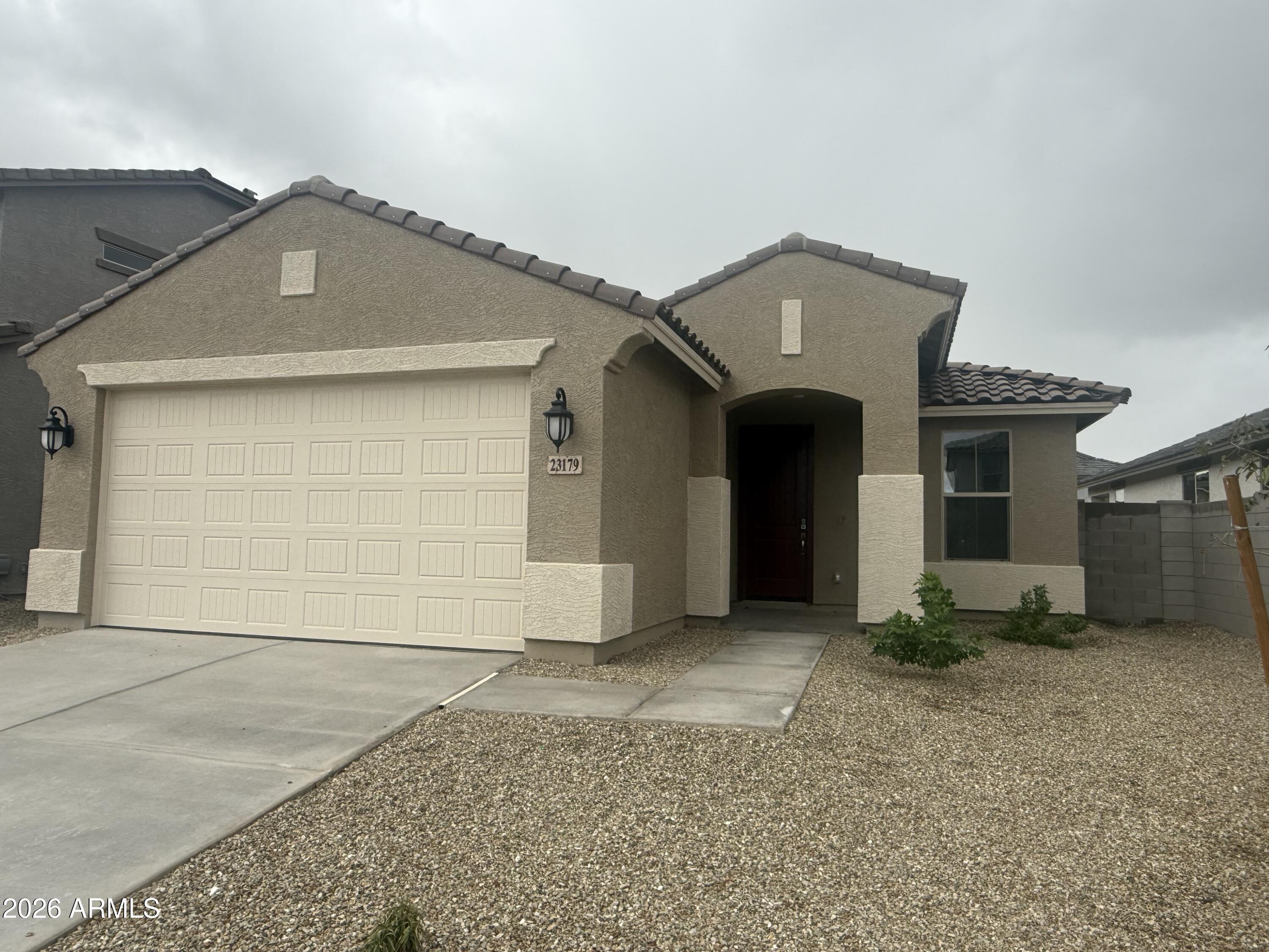 23179 W Williams Street — photo