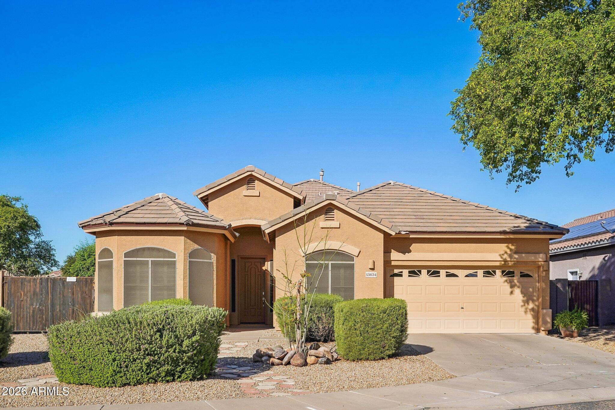 13634 W Caribbean Lane — photo