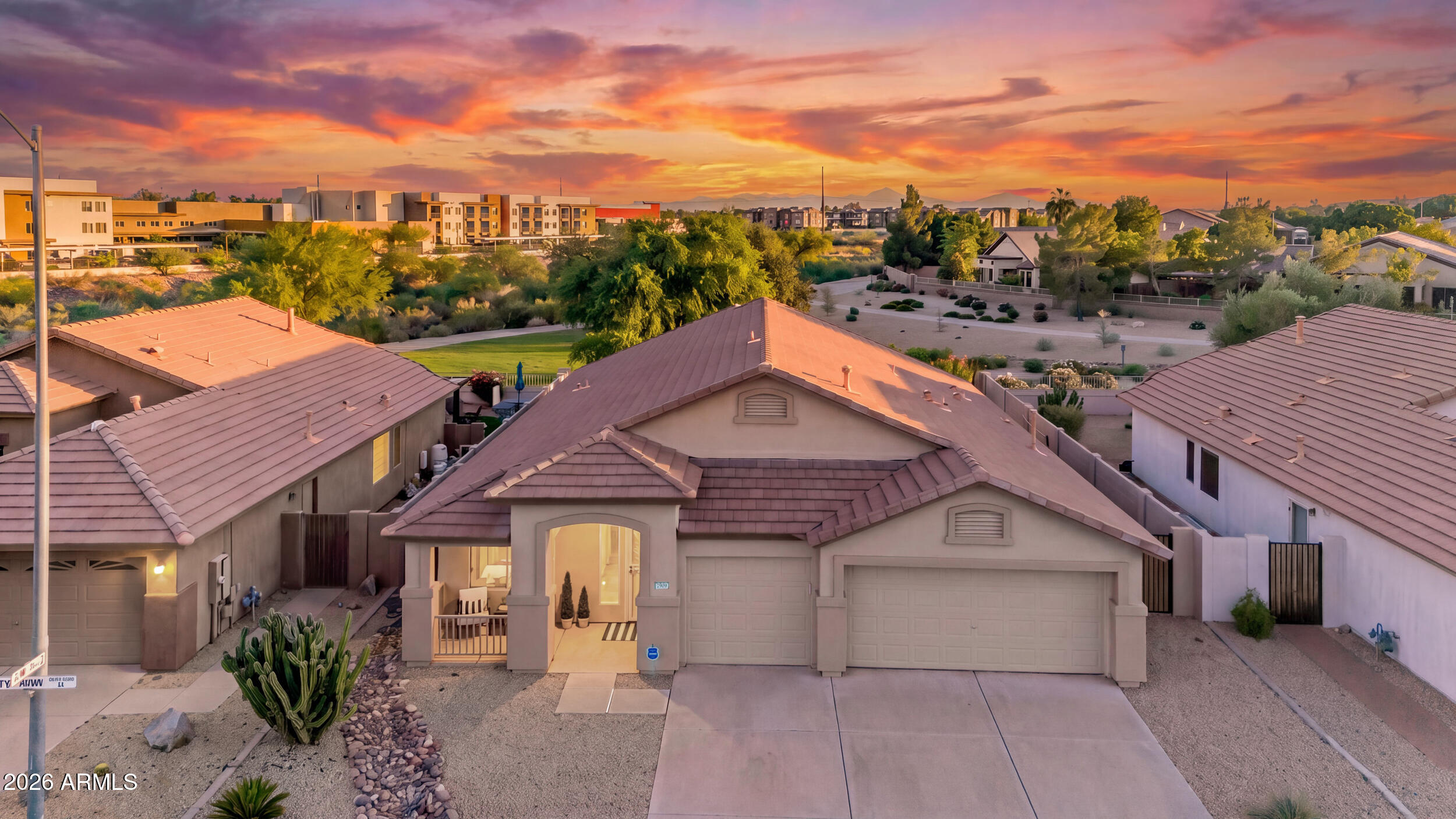 7909 W Mary Ann Drive — photo