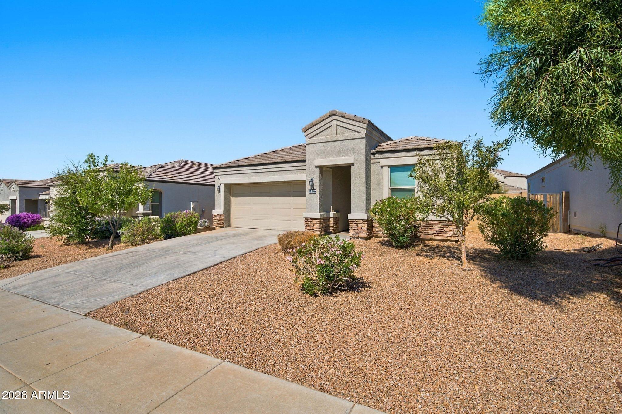 30732 W Picadilly Road — photo
