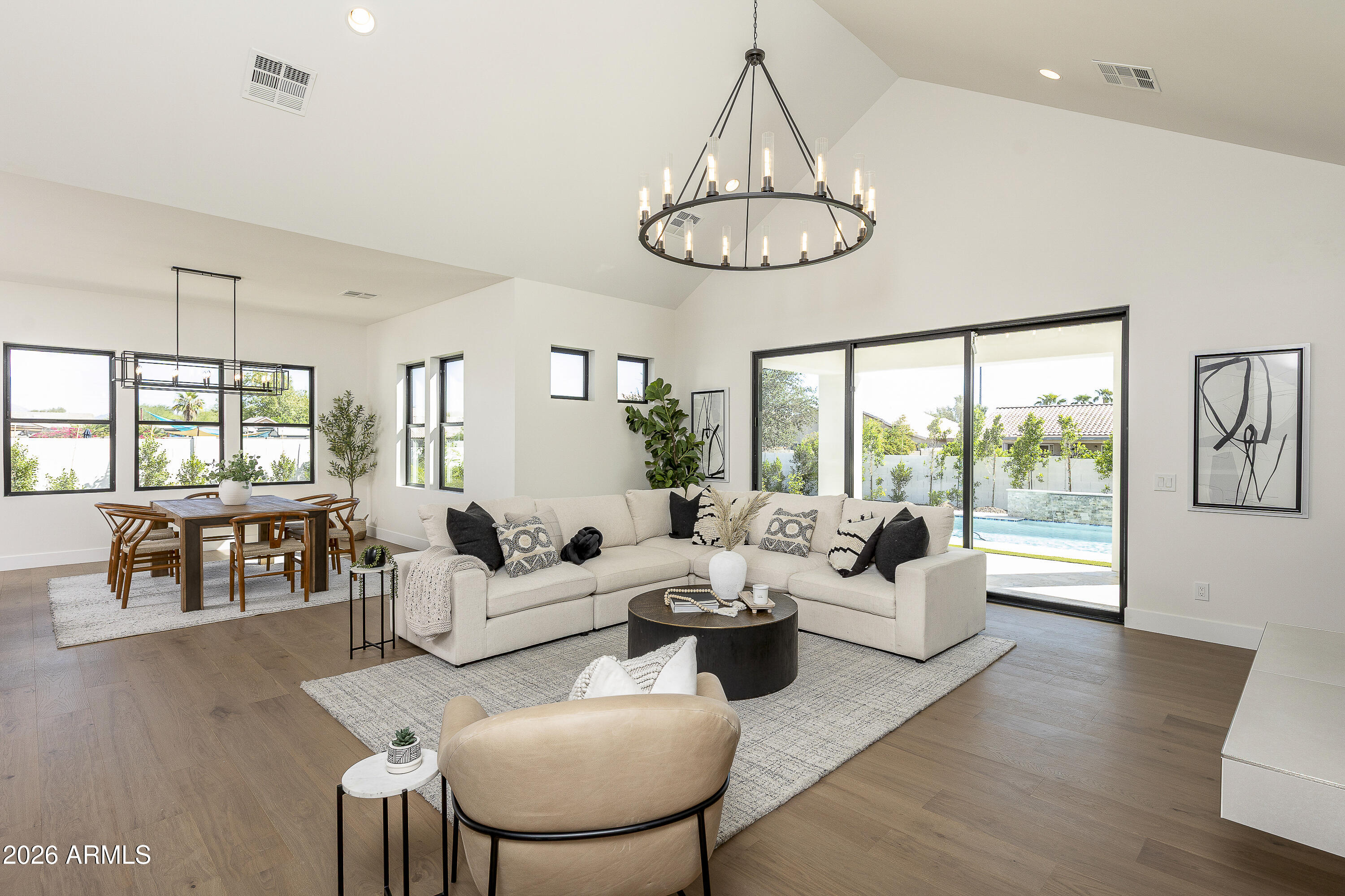 3025 E Rosemonte Drive — photo