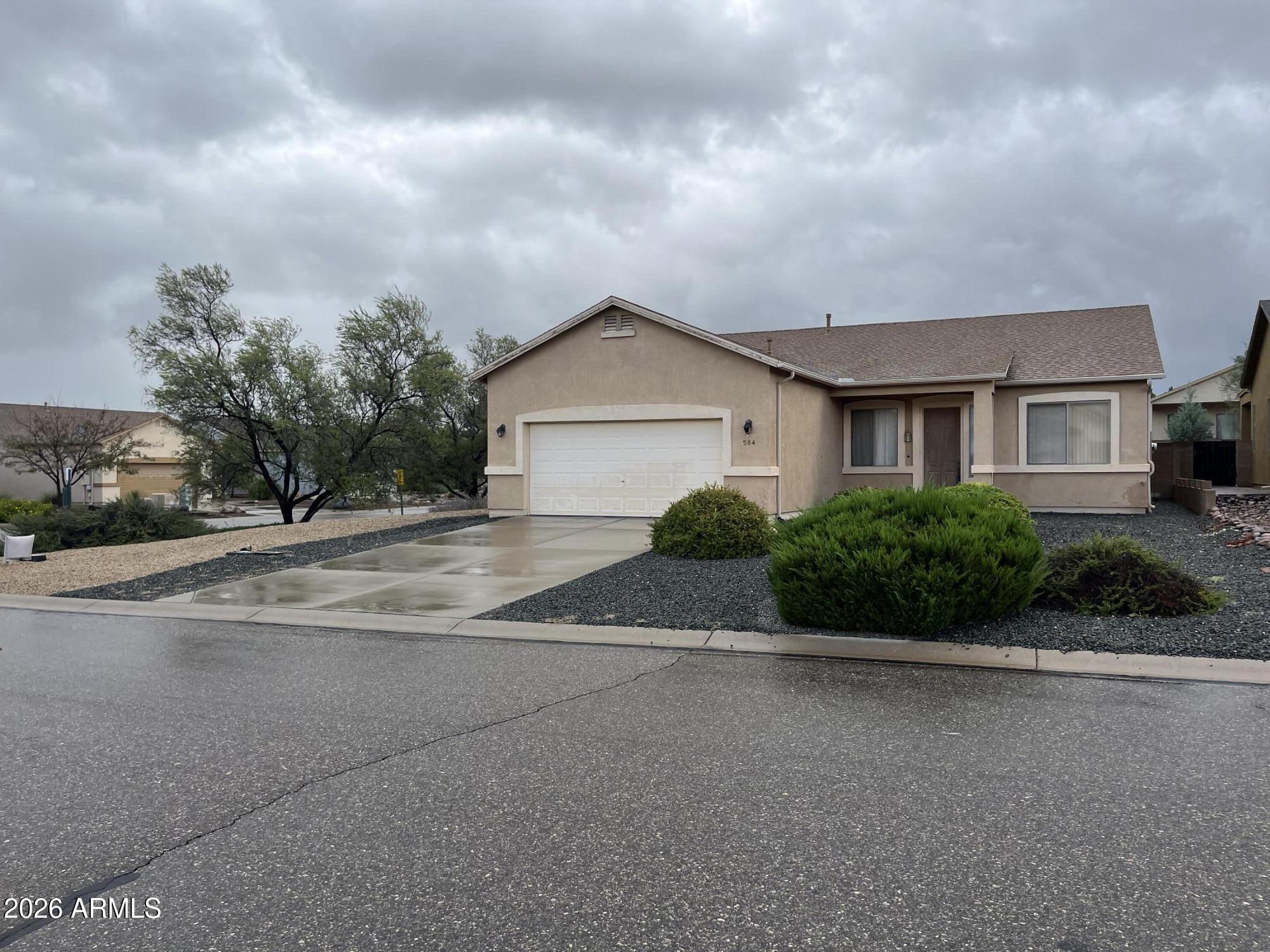 584 S Rowdy Ranch Drive — photo