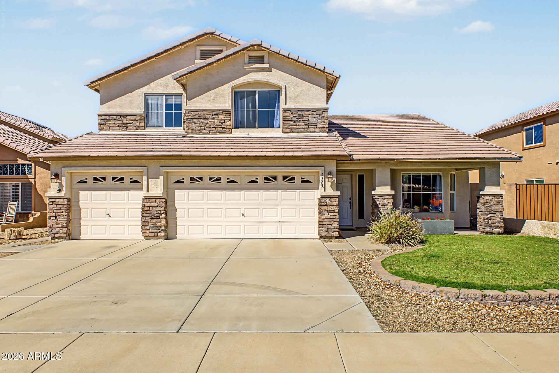 5362 W Topeka Drive — photo