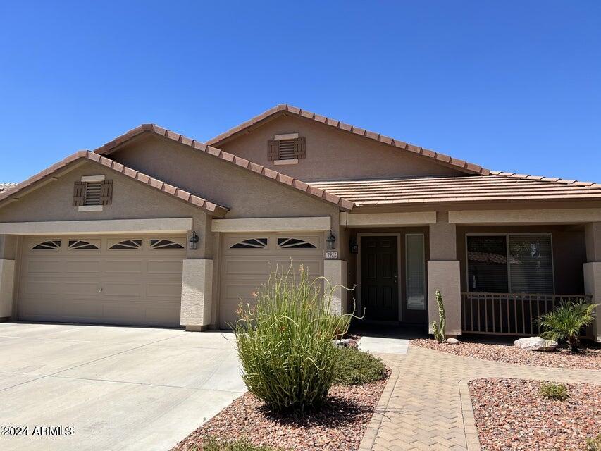 7922 W Ross Avenue — photo