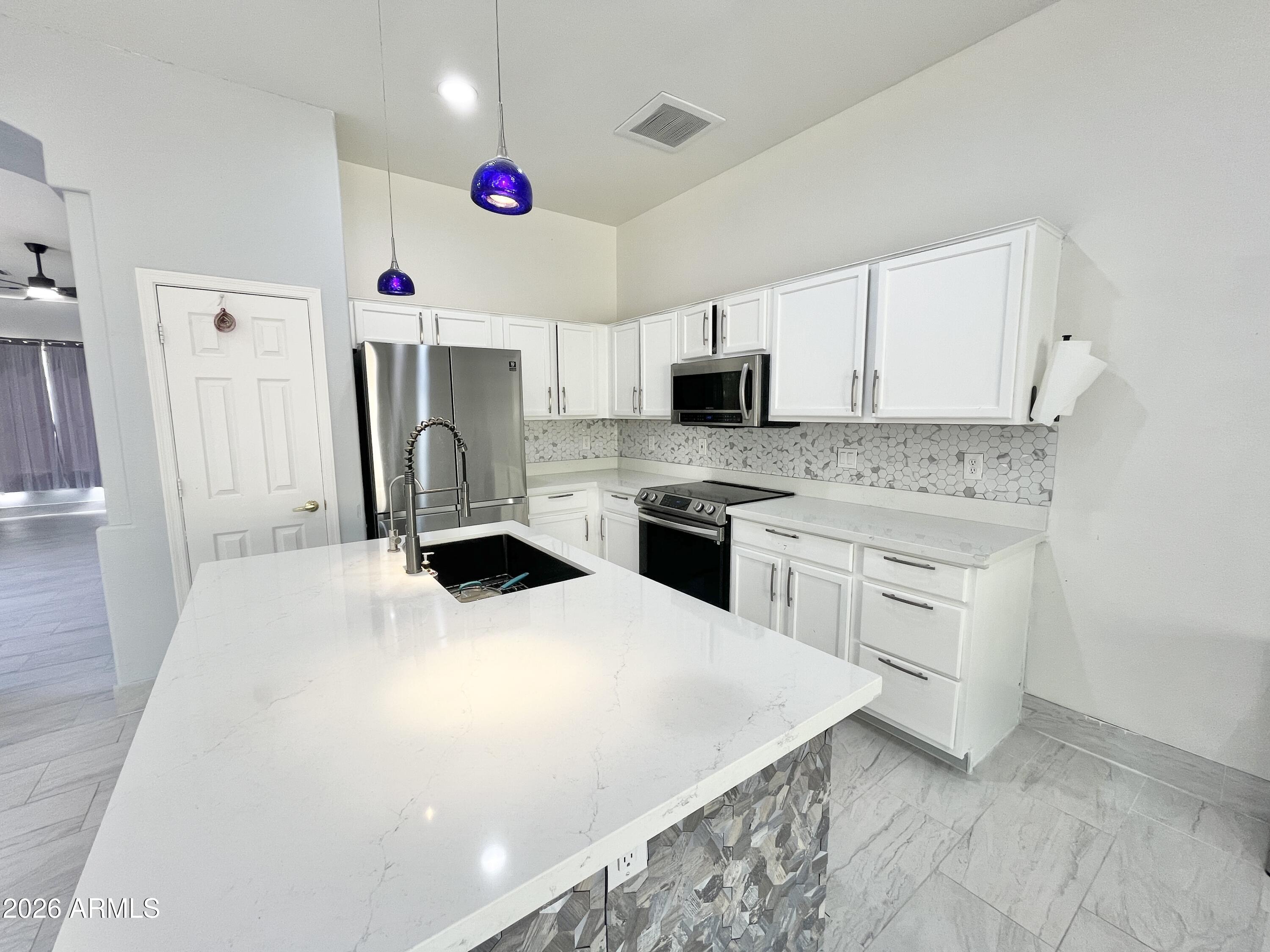 6030 W Kimberly Way — photo