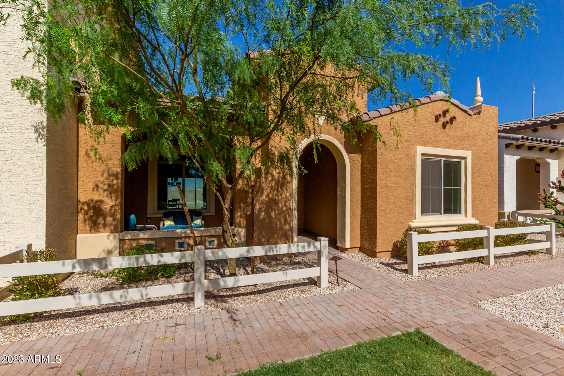 1500 E Wahalla Lane Unit W11 — photo