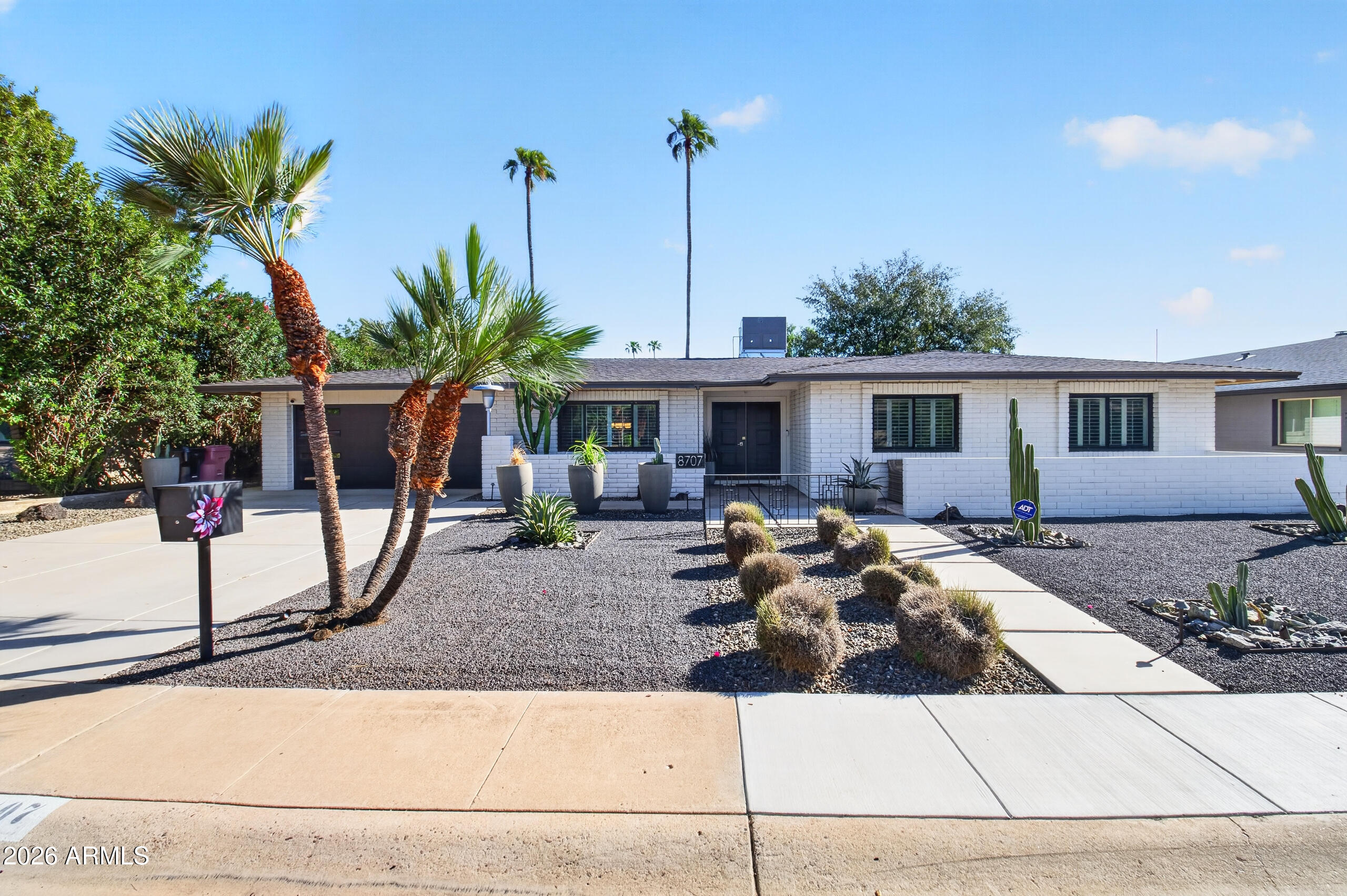 8707 E Heatherbrae Drive — photo
