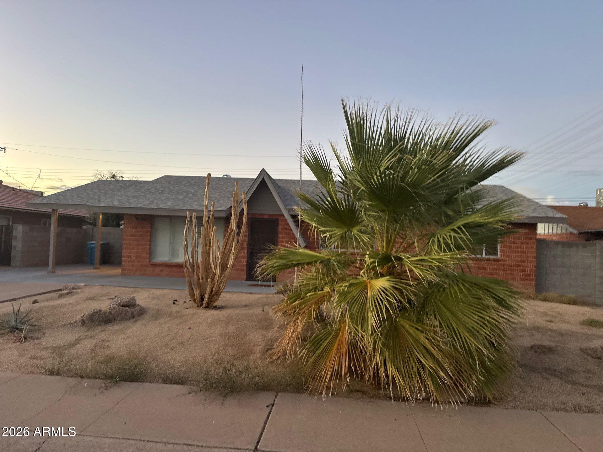 3708 W Berridge Lane — photo