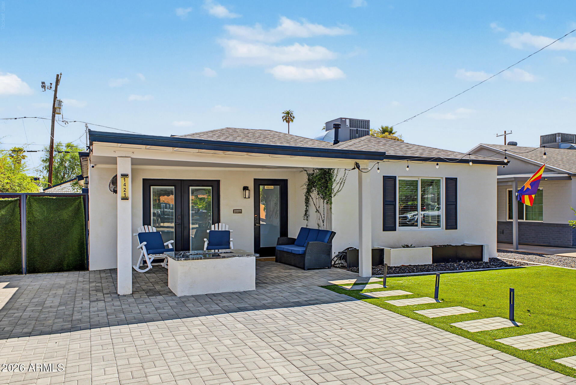 1421 E Hubbell Street — photo