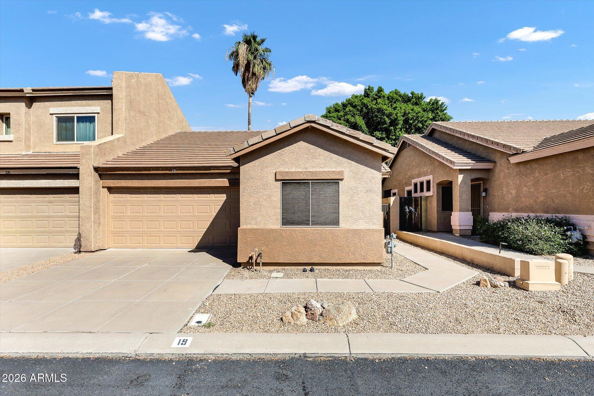44 S Greenfield Road Unit 19 — photo