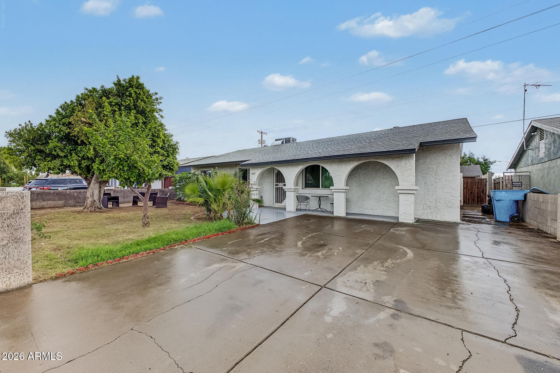 4307 N 71st Drive — photo
