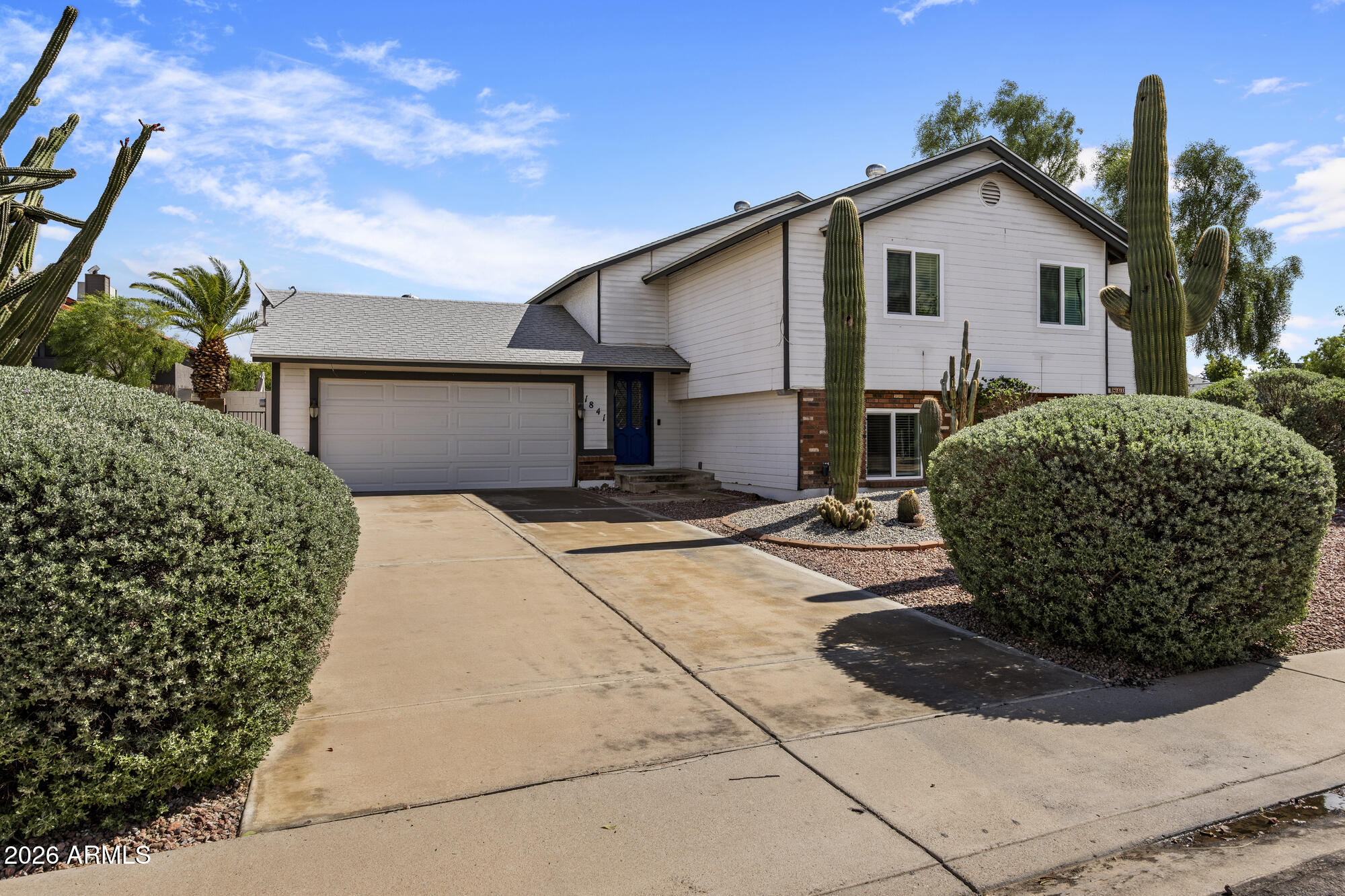 1841 N Saffron Circle — photo