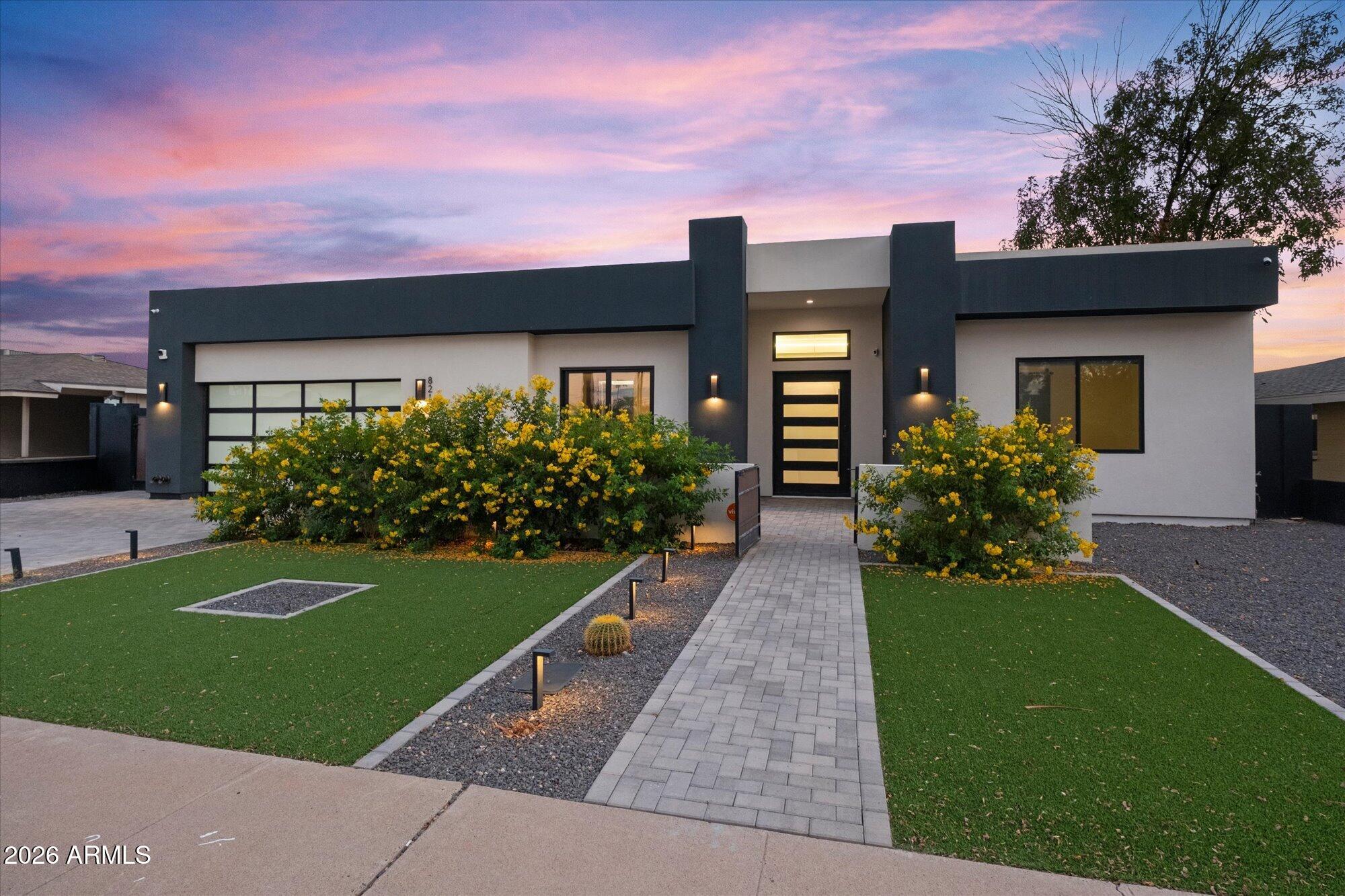 8219 E Rancho Vista Drive — photo
