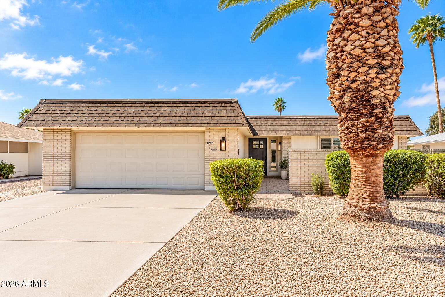 10914 W Saratoga Circle — photo