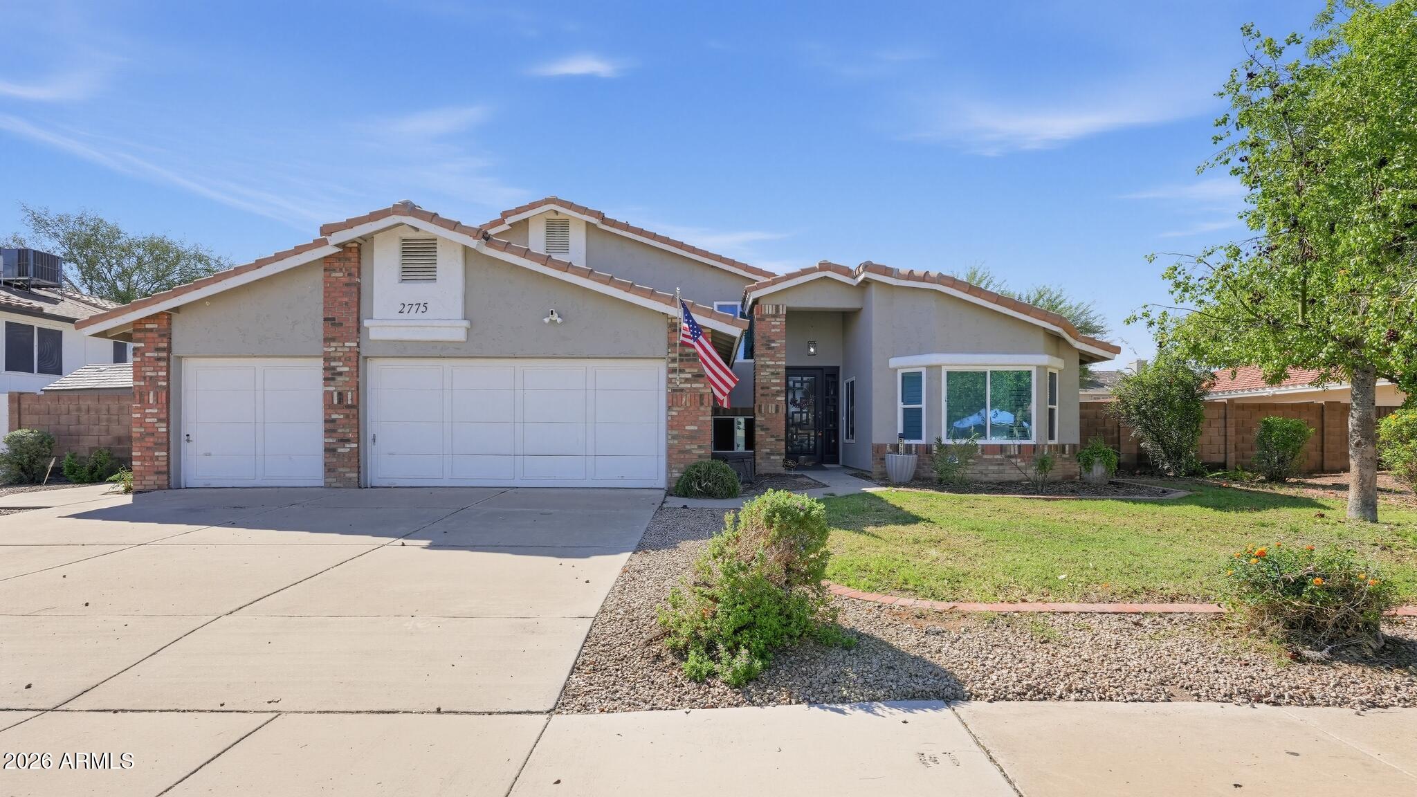 2775 W Calle Del Norte — photo