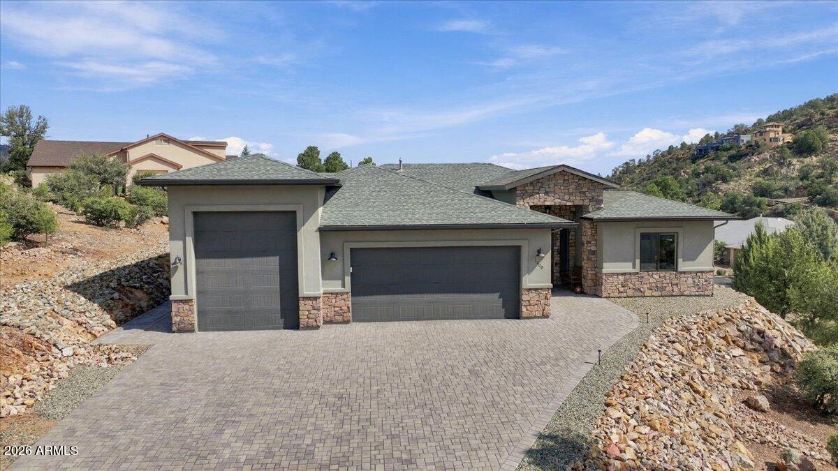 2200 Le Loup Drive — photo