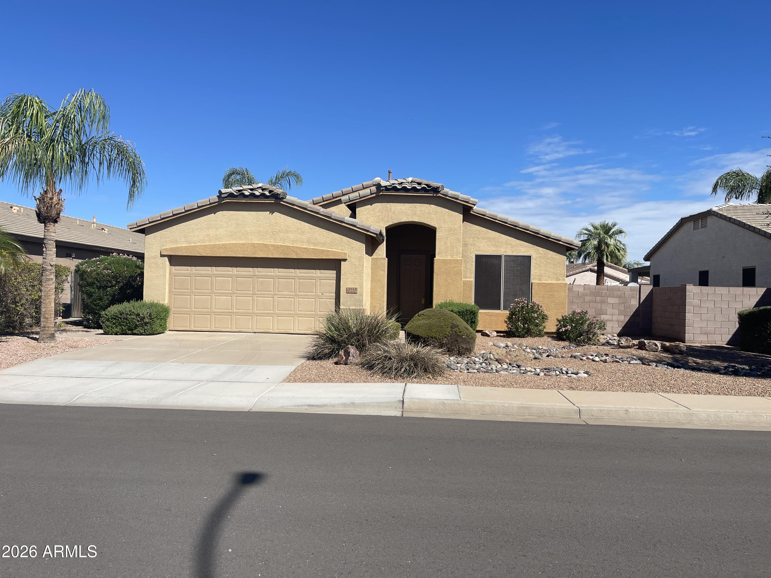 2114 E Cherry Hills Place — photo