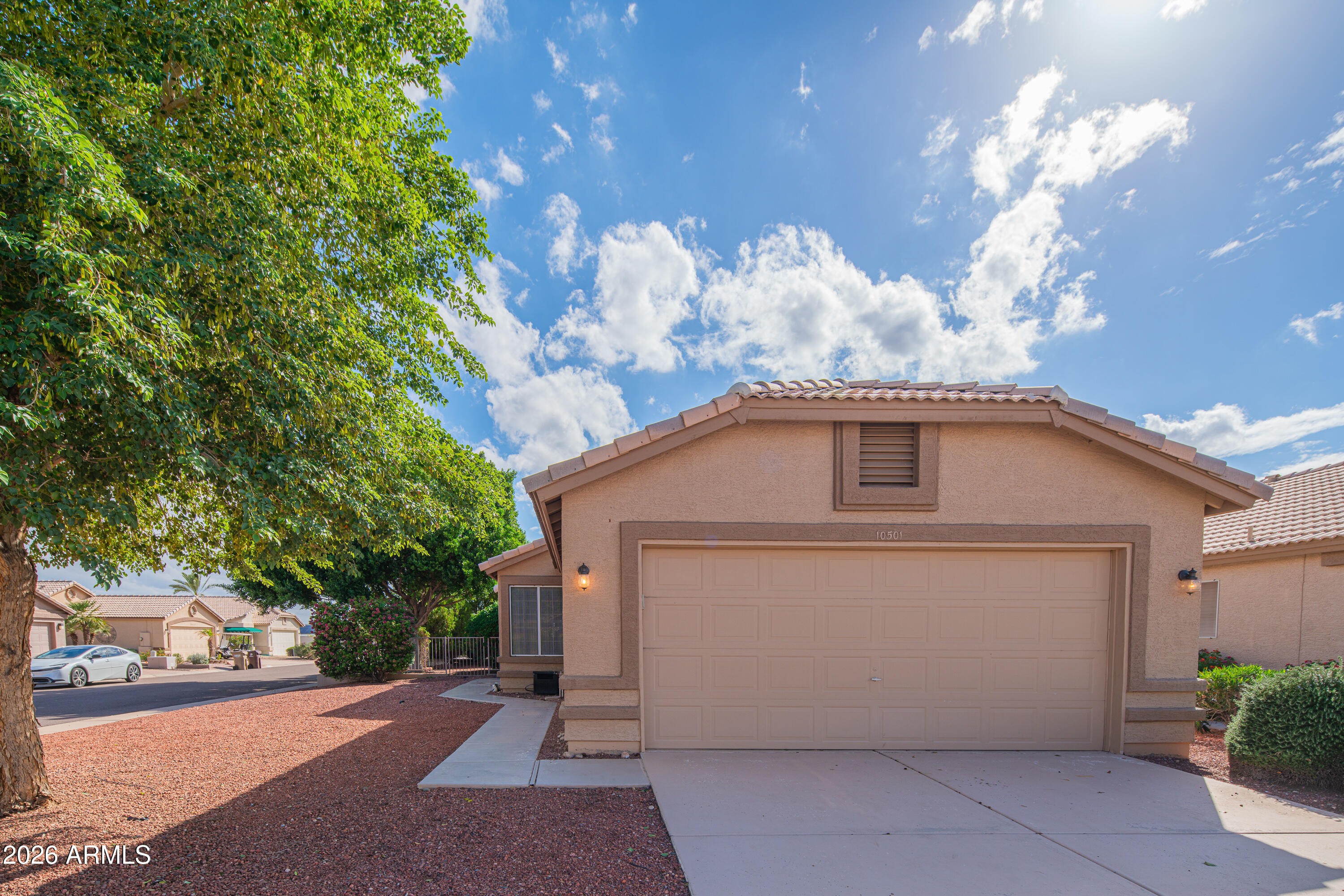 10501 W Yukon Drive — photo