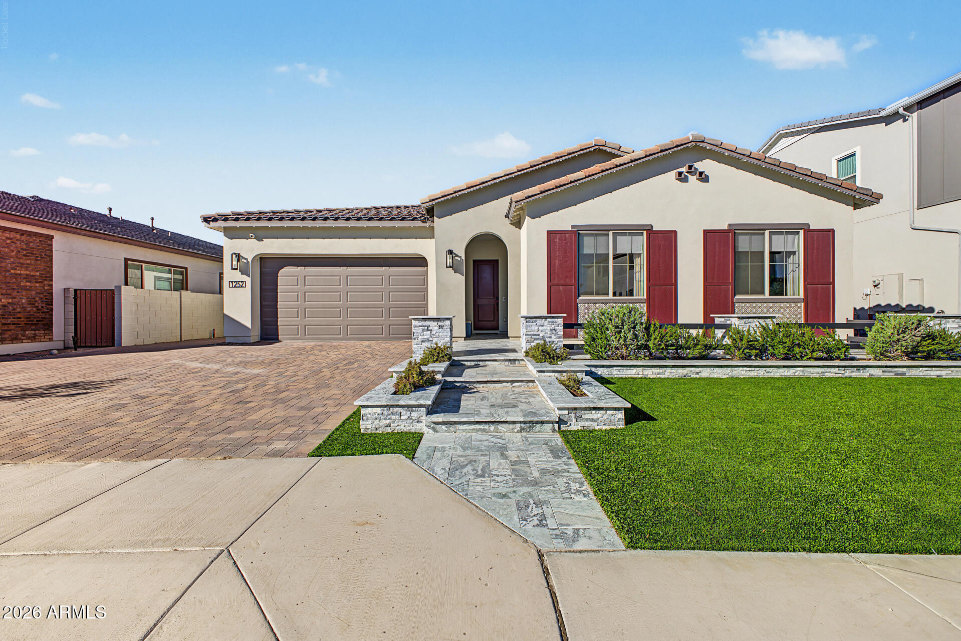 1252 E Coconino Way — photo