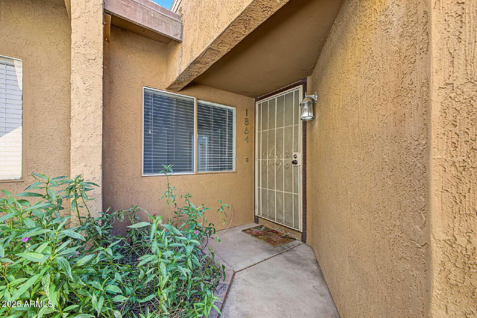 1864 E Kirkland Lane — photo