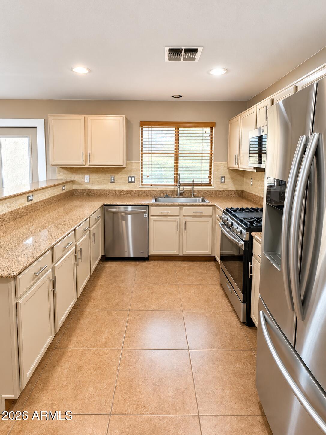 3903 E Jasper Drive, Gilbert, AZ 85296 — photo 2