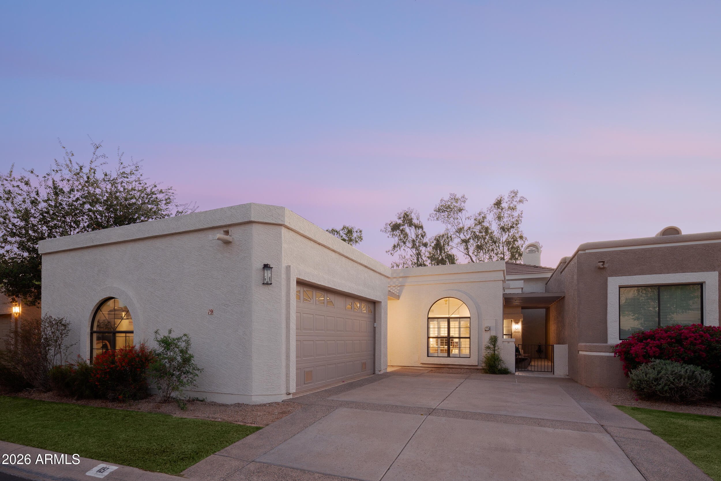 8100 E Camelback Road Unit 19 — photo