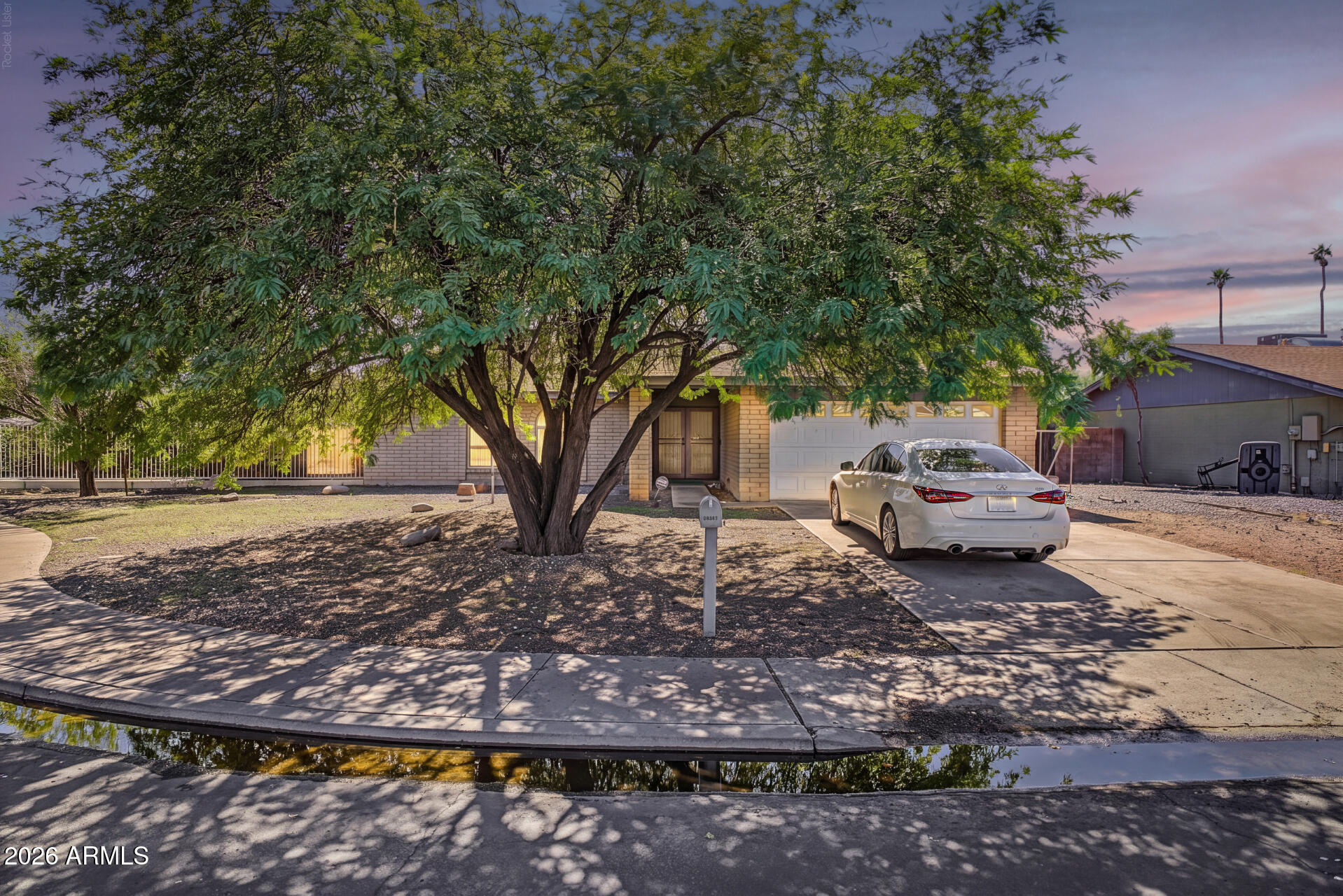 1713 W Dixon Circle — photo