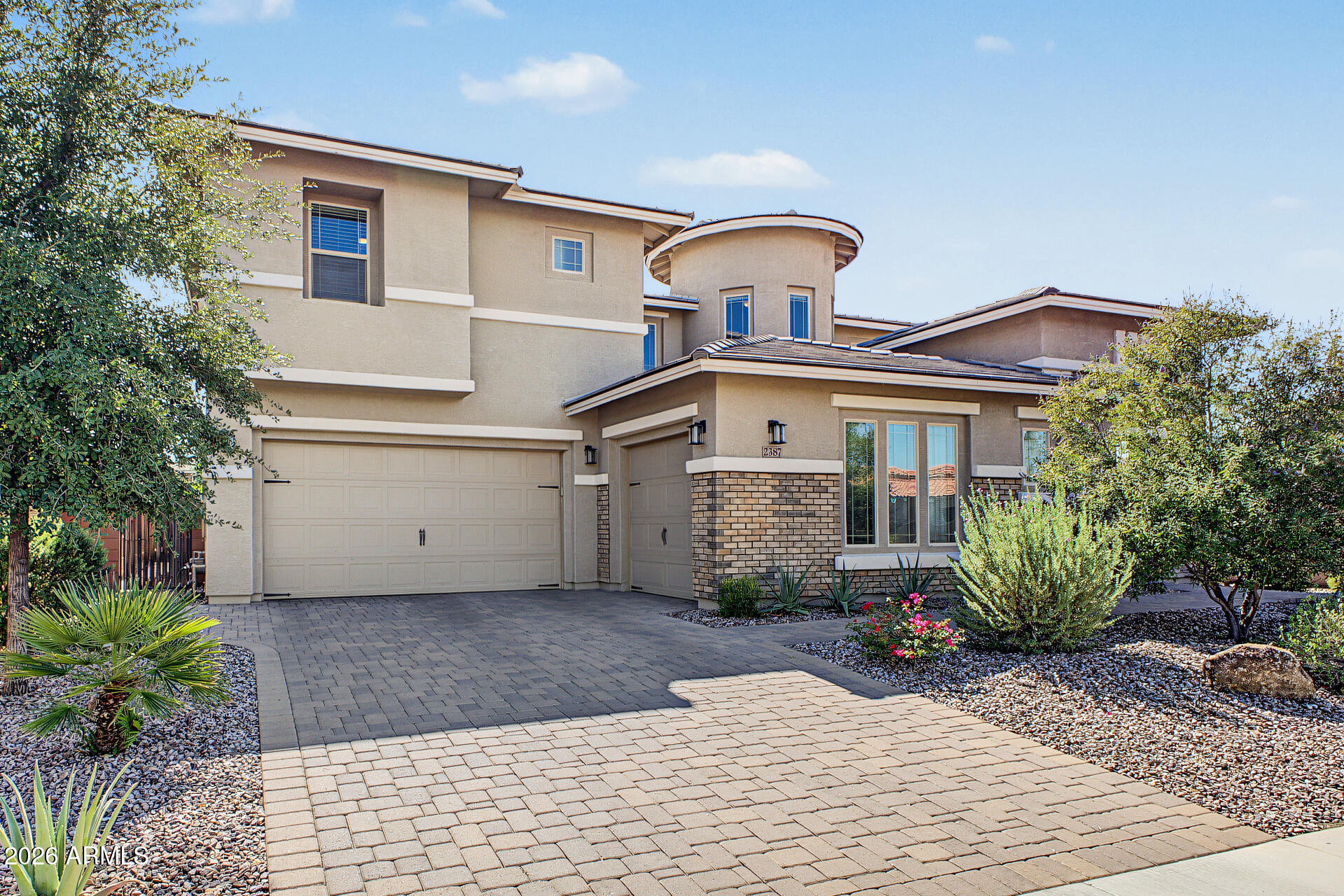 2387 E Susan Drive — photo