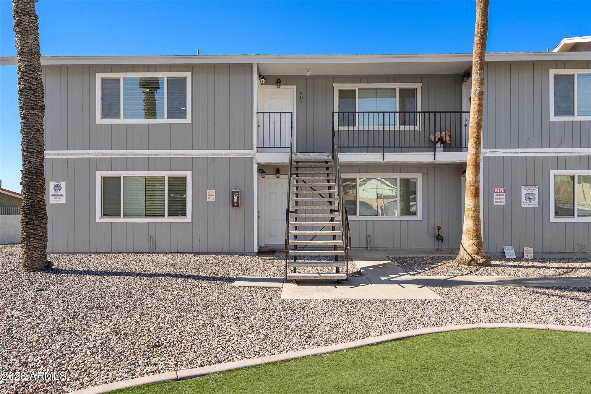 1346 E Mountain View Road Unit 206 — photo