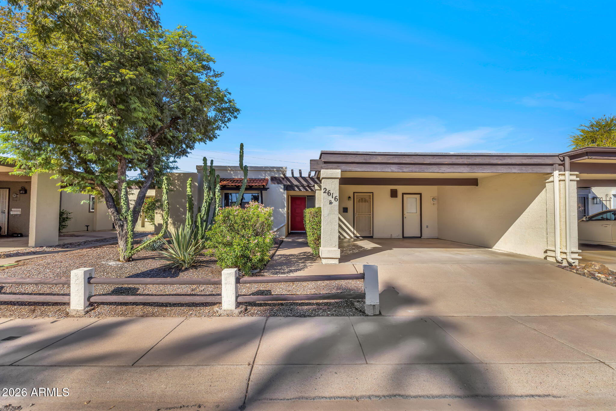 2616 S Azalea Drive — photo