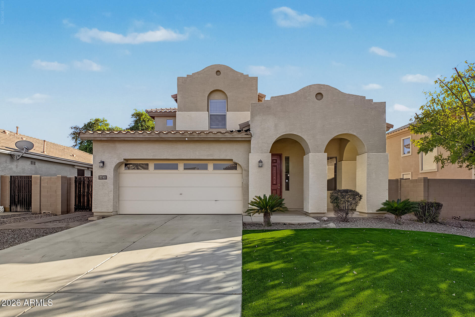 2757 E Vermont Drive — photo