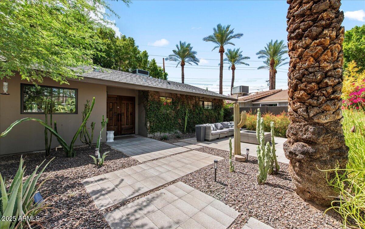 4721 E Calle Redonda — photo