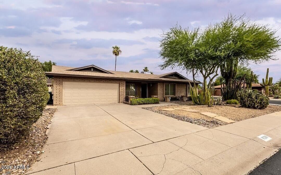 6260 E Winchcomb Drive — photo