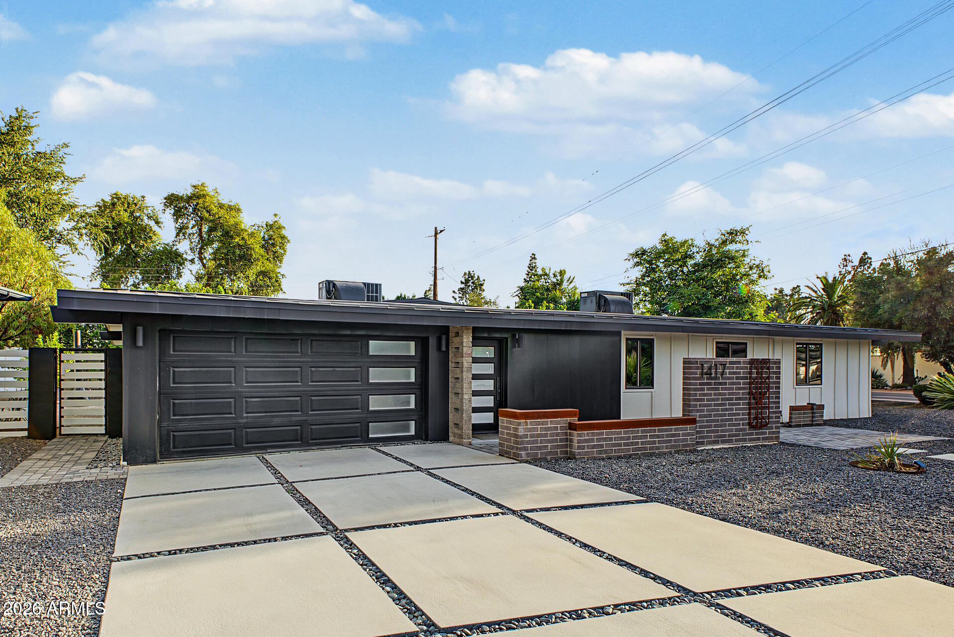 1417 W Glenn Drive — photo