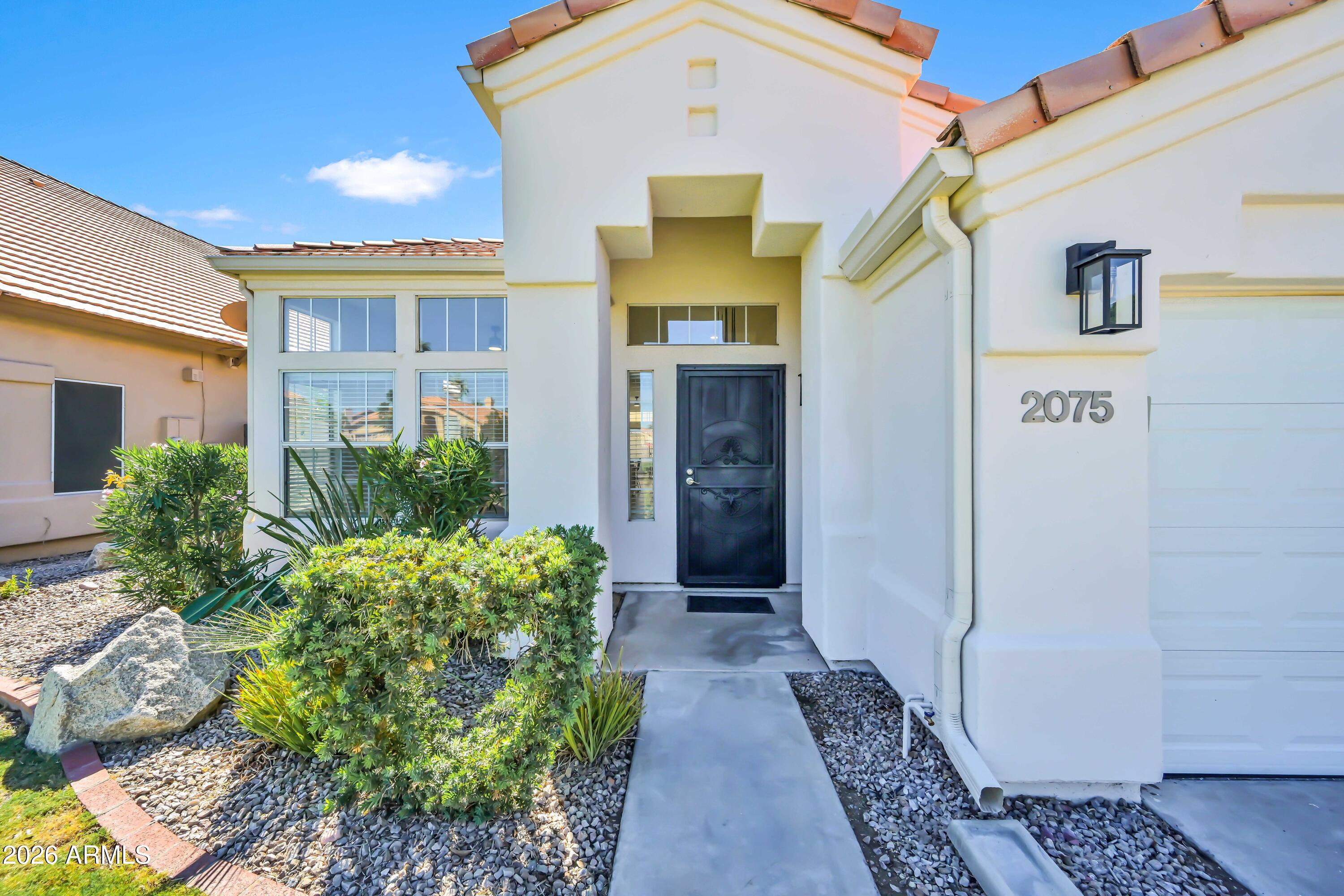 2075 W Riverside Street — photo