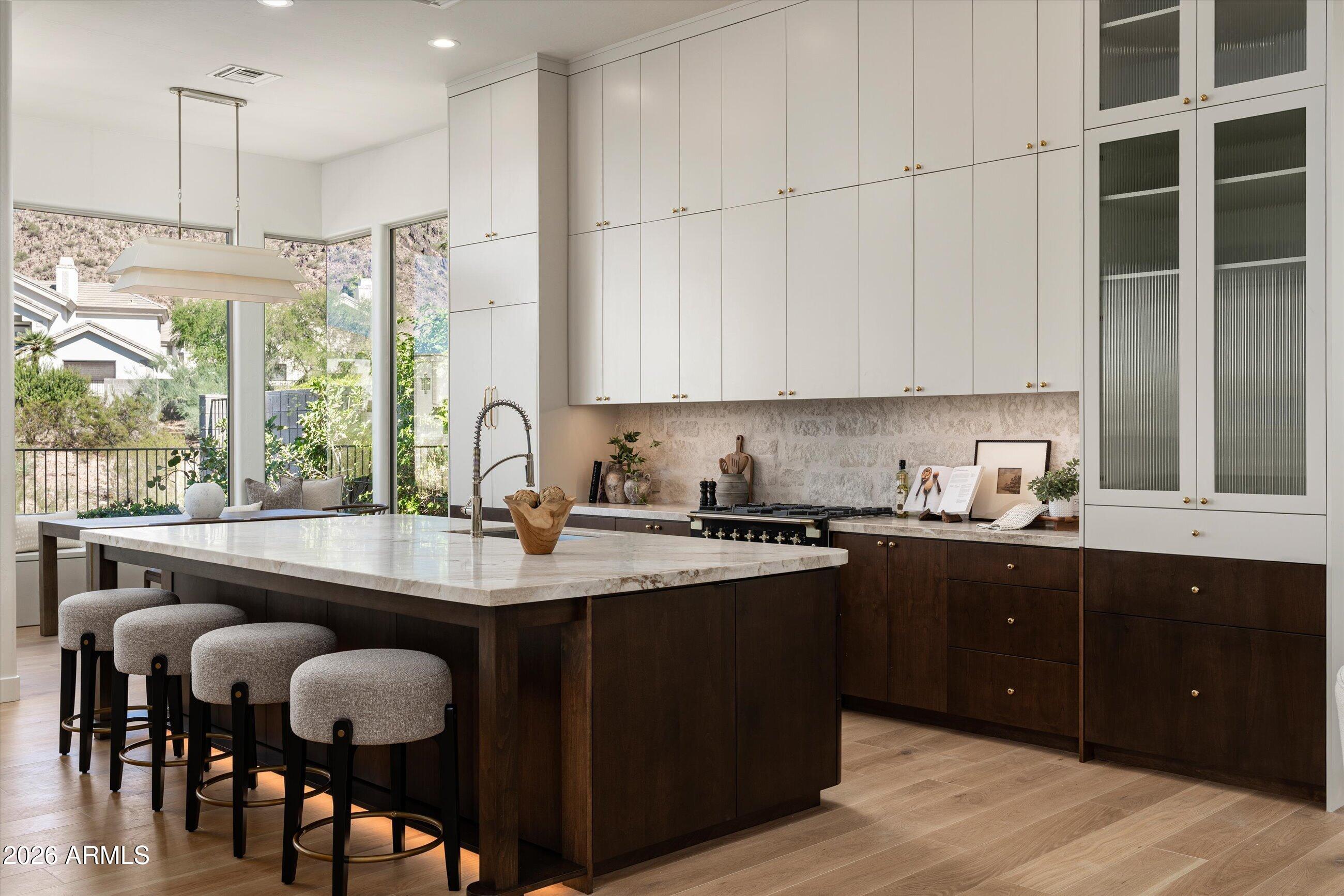 3124 E Squaw Peak Circle — photo